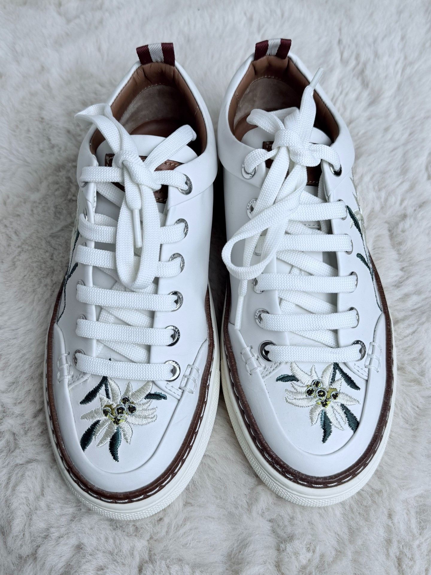 Bally Bally Leather Embroidered White Lowtop Sneakers us_5 Women Size US 5 / IT 35 - 3 Thumbnail