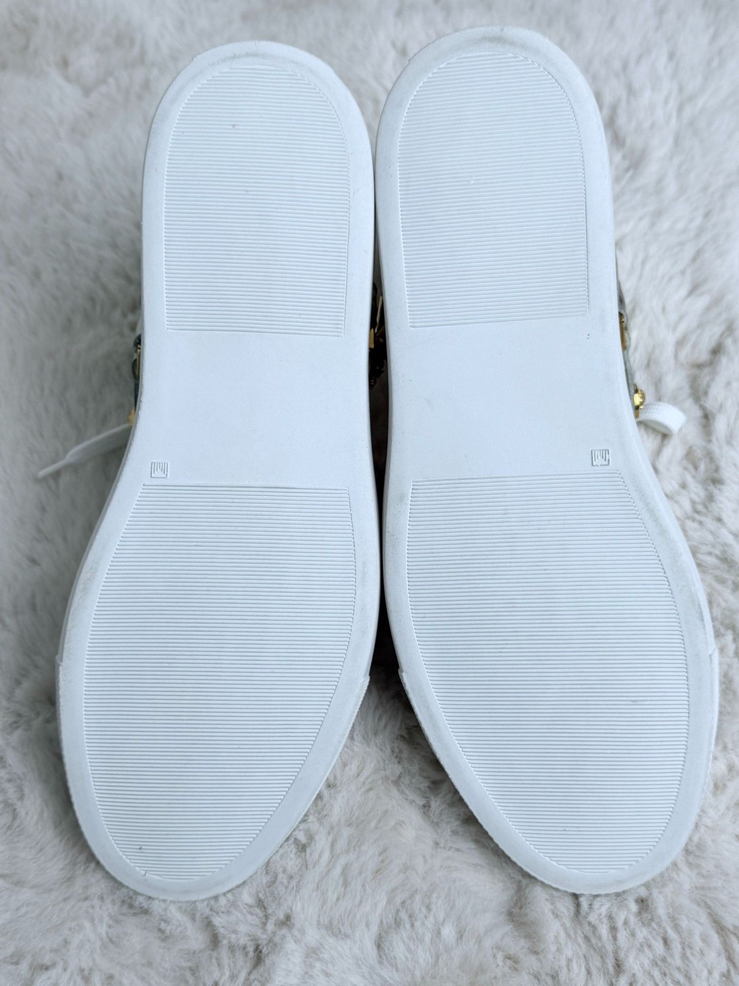 Versace Versace Patent White Hitop Sneakers us_7 Women Size US 7 / IT 37 - 6 Thumbnail