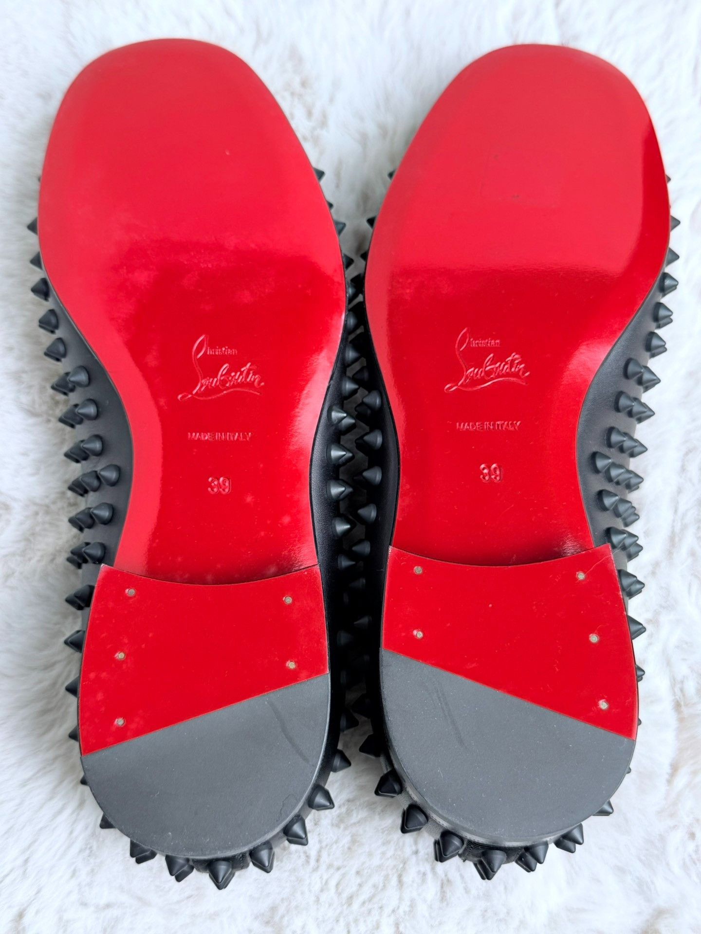 Christian Louboutin Christian Louboutin Black Lowtop Sneakers us_9 Women Size US 9 / IT 39 - 6 Thumbnail