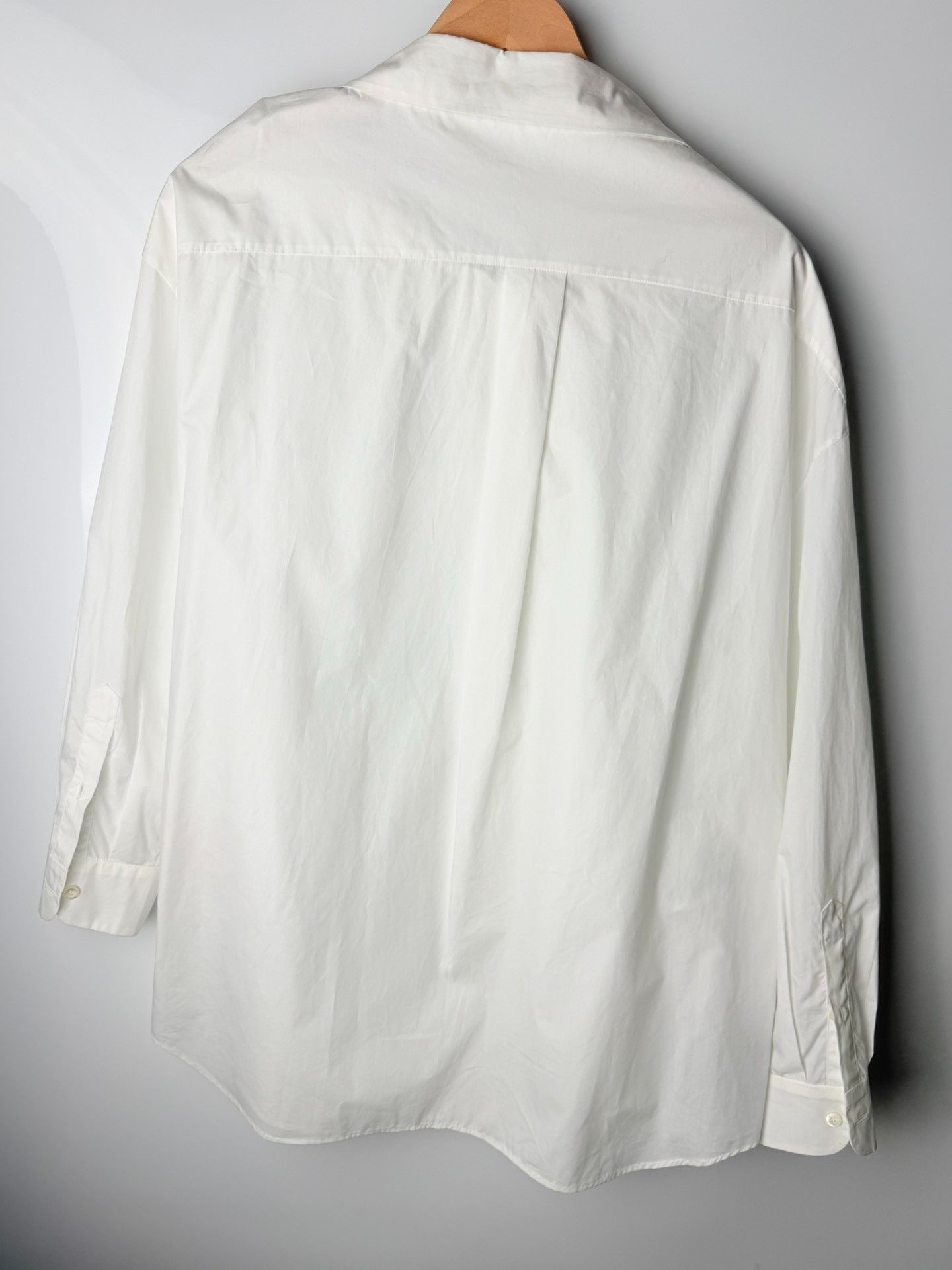 Prada Prada White Button Up it_38 Women Size XS / US 0-2 / IT 36-38 - 3 Thumbnail