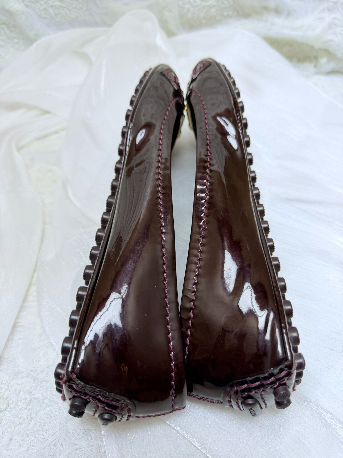 Louis Vuitton Louis Vuitton Patent Red Lowtop Sneakers us_6 Women Size US 6 / IT 36 - 6 Thumbnail