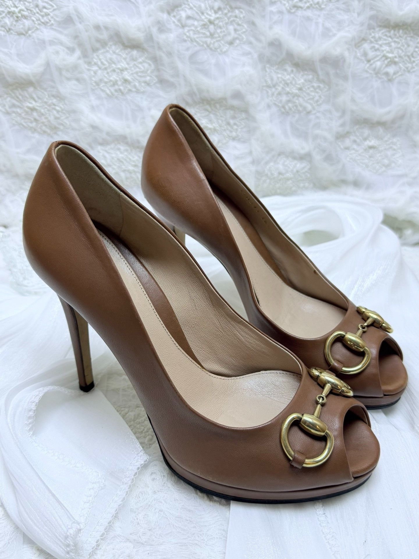 Gucci Gucci Brown Lowtop Sneakers us_6-5 Women Size US 6.5 / IT 36.5 - 3 Thumbnail