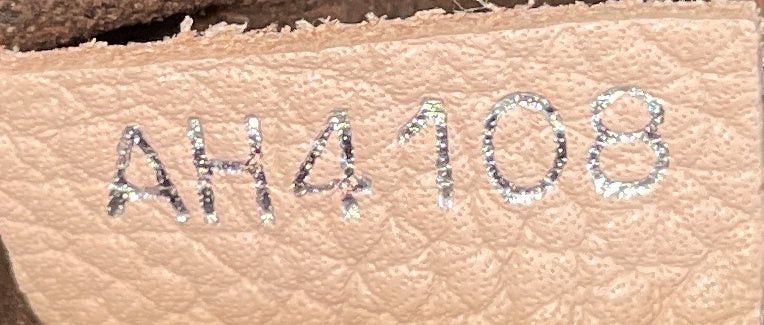 Louis Vuitton Haumea Handbag Size ONE SIZE - 9 Thumbnail