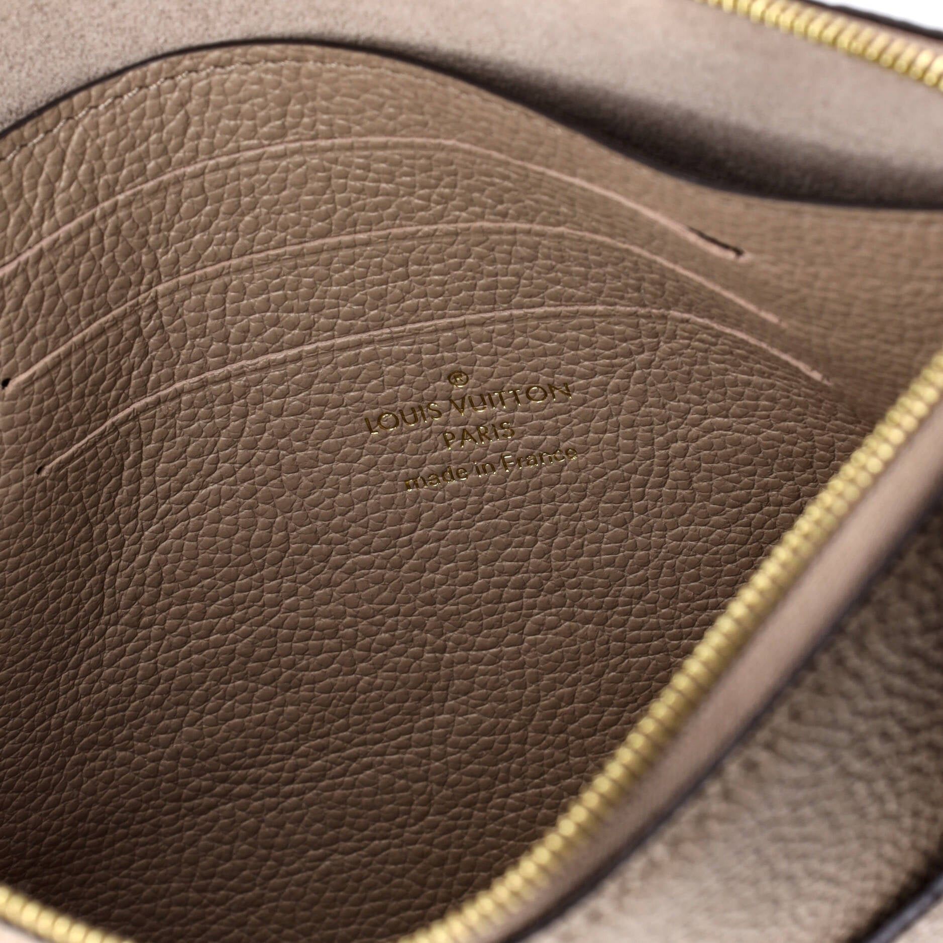 Louis Vuitton Pochette Melanie Size ONE SIZE - 6 Thumbnail