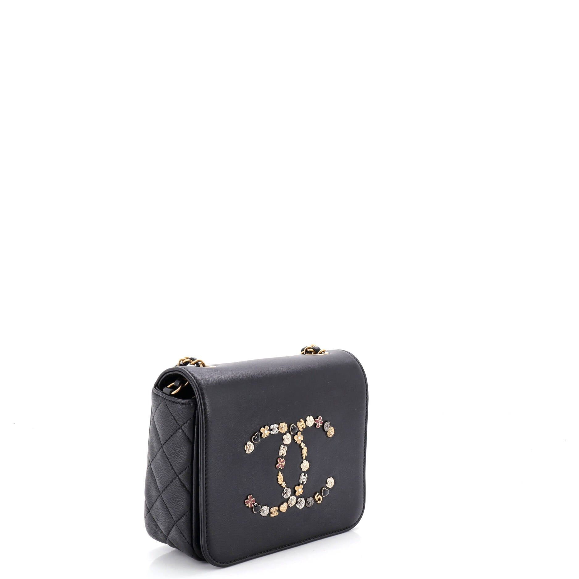 Chanel Giant Crystal CC Flap Bag Size ONE SIZE - 3 Thumbnail