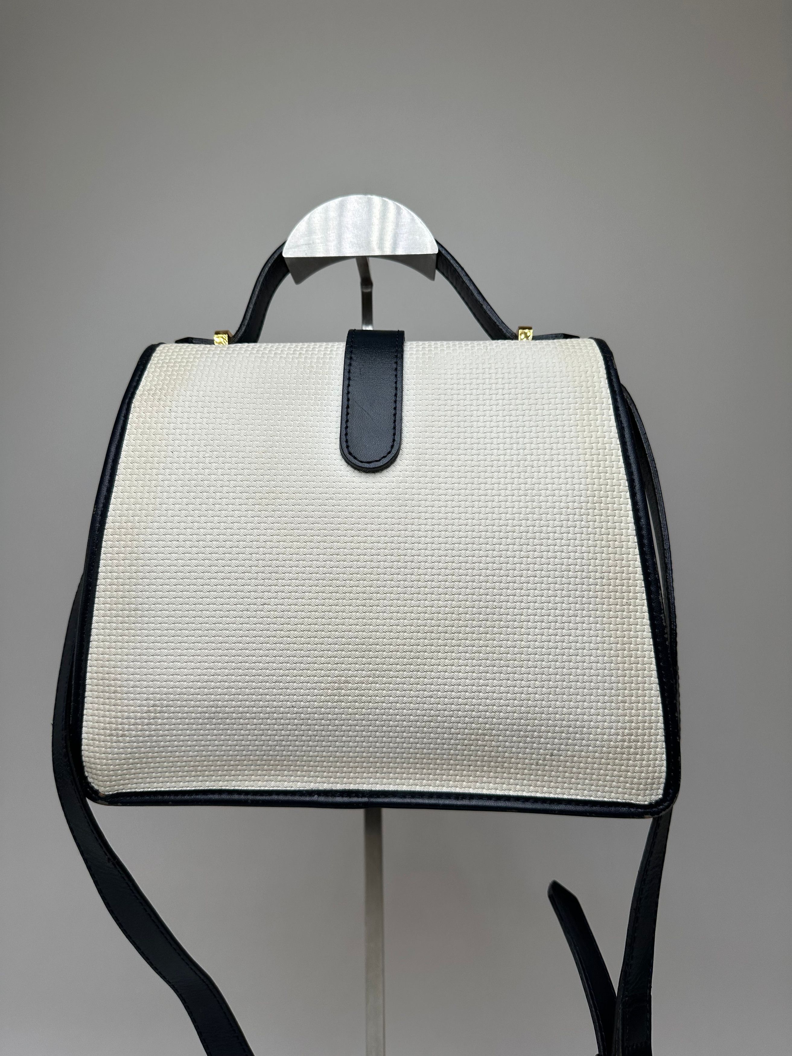 Other Vintage Yves Saint Laurent 2Way Canvas Leather Flap Bag Whit Size ONE SIZE - 11 Thumbnail