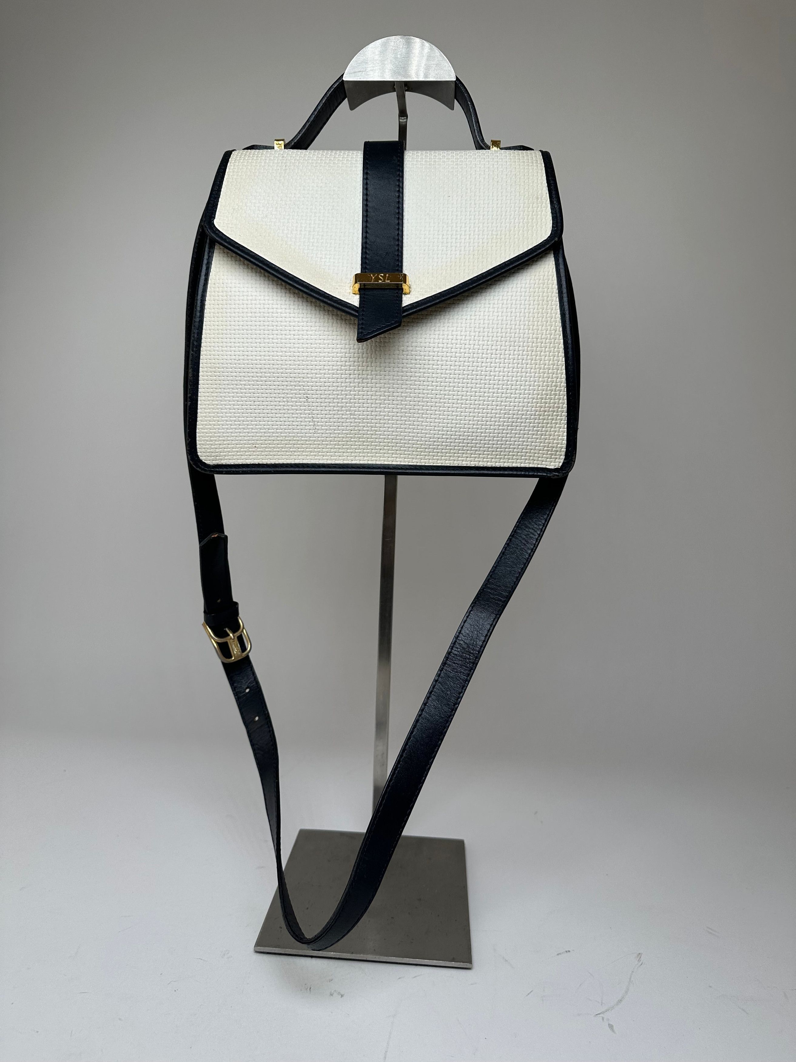 Other Vintage Yves Saint Laurent 2Way Canvas Leather Flap Bag Whit Size ONE SIZE - 15 Thumbnail