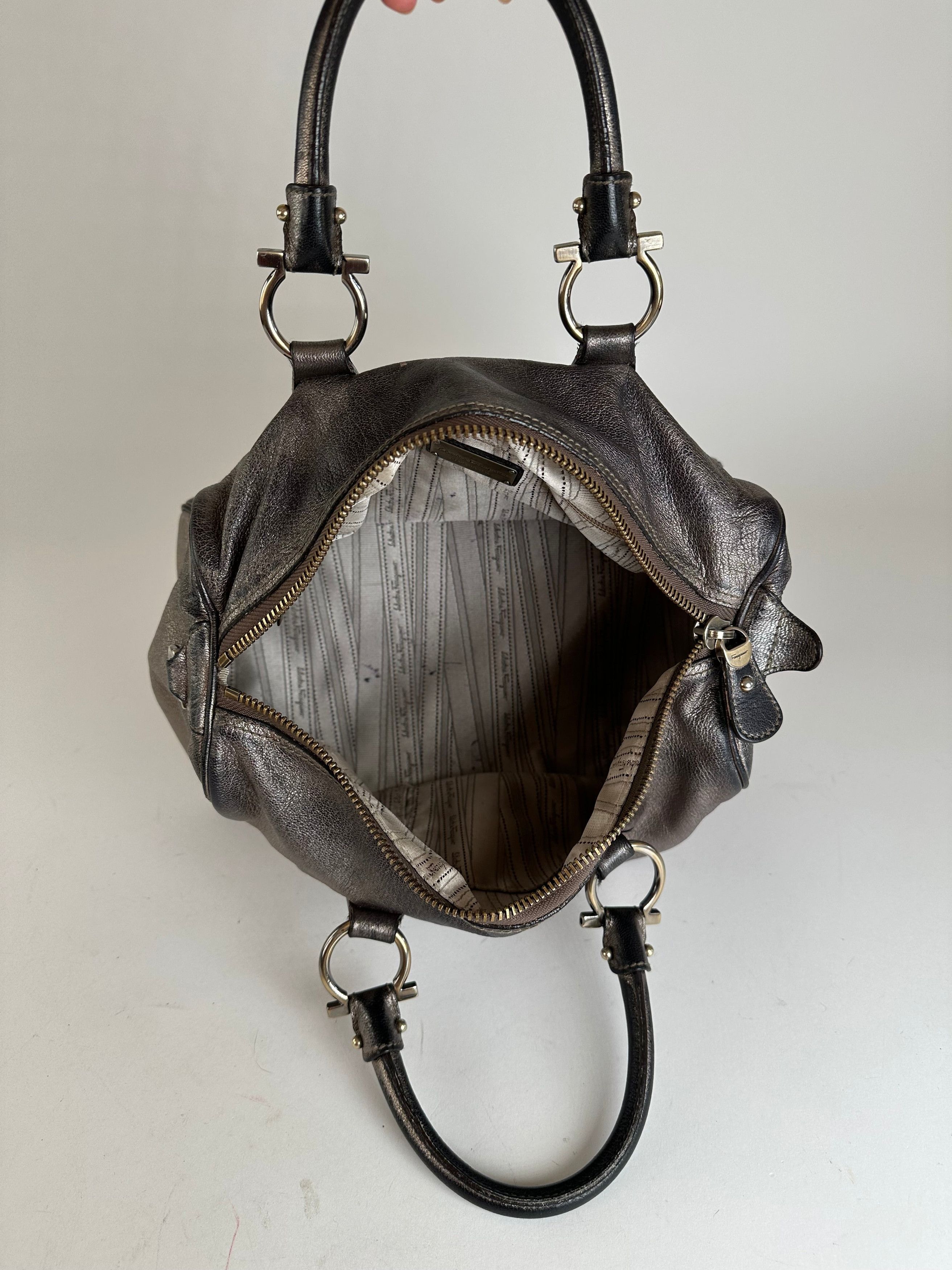 Salvatore Ferragamo Vintage Gancini Leather Bowling Bag Anthracite Size ONE SIZE - 4 Thumbnail
