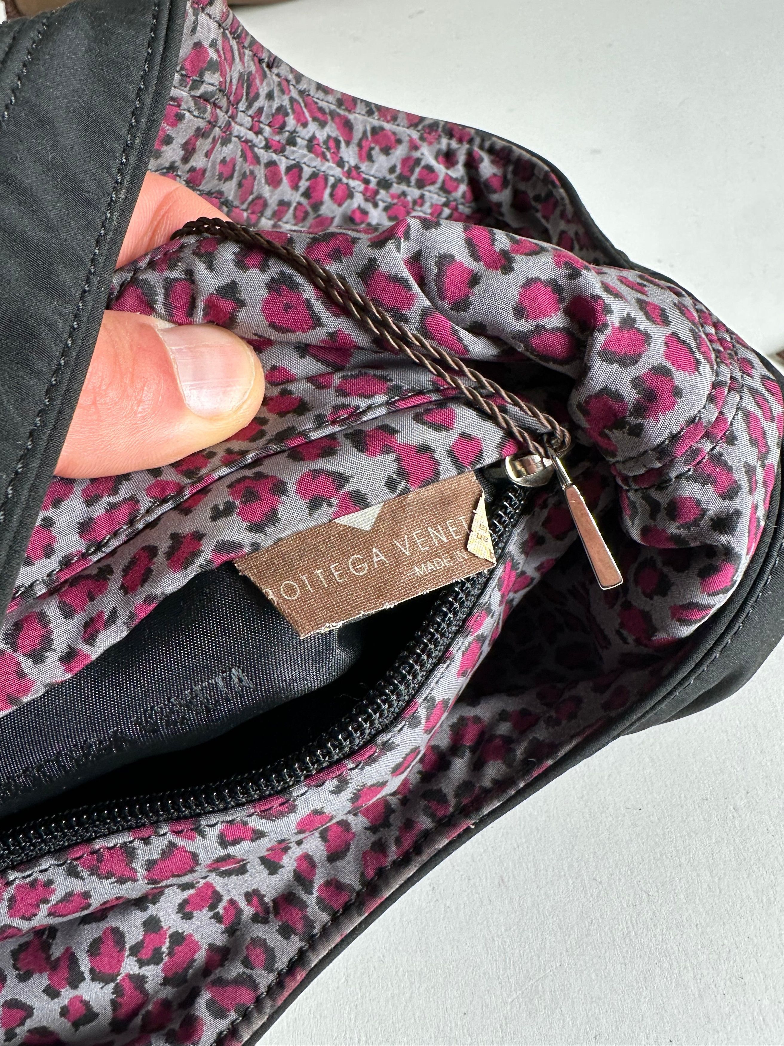 Bottega Veneta Vintage Reversible Nylon Hobo Bag Leopard Pink Black Size ONE SIZE - 3 Thumbnail