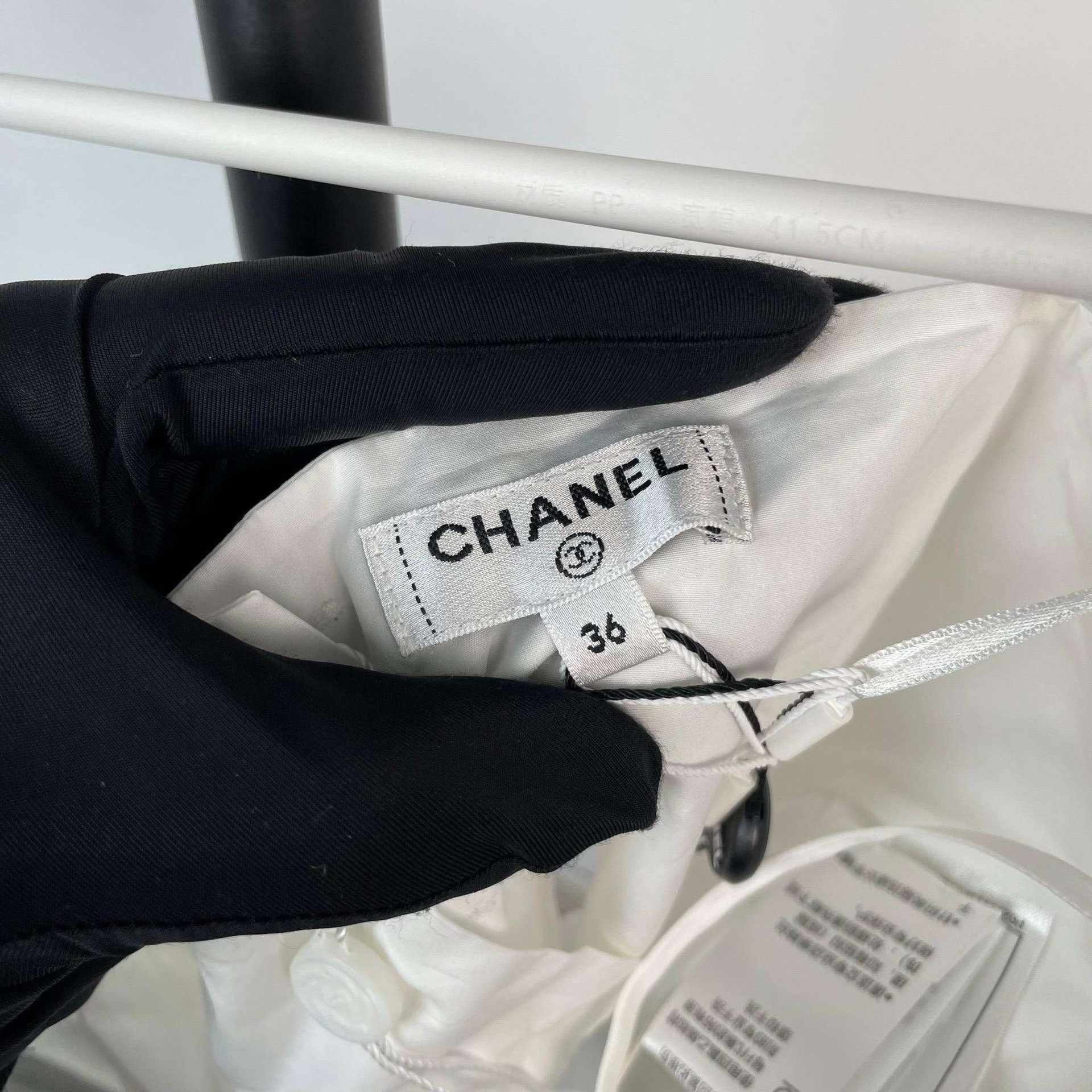 Chanel Chanel White Bow Camisole Size XS / US 0-2 / IT 36-38 - 5 Thumbnail