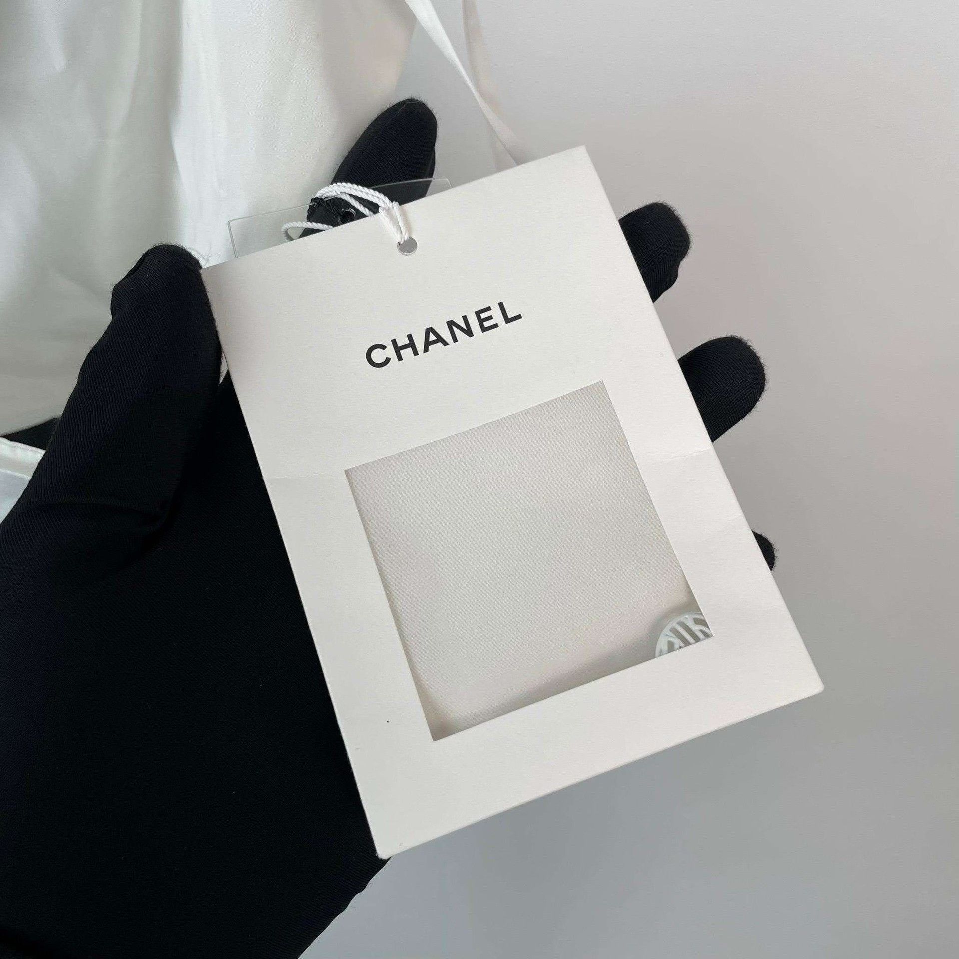 Chanel Chanel White Bow Camisole Size XS / US 0-2 / IT 36-38 - 9 Thumbnail