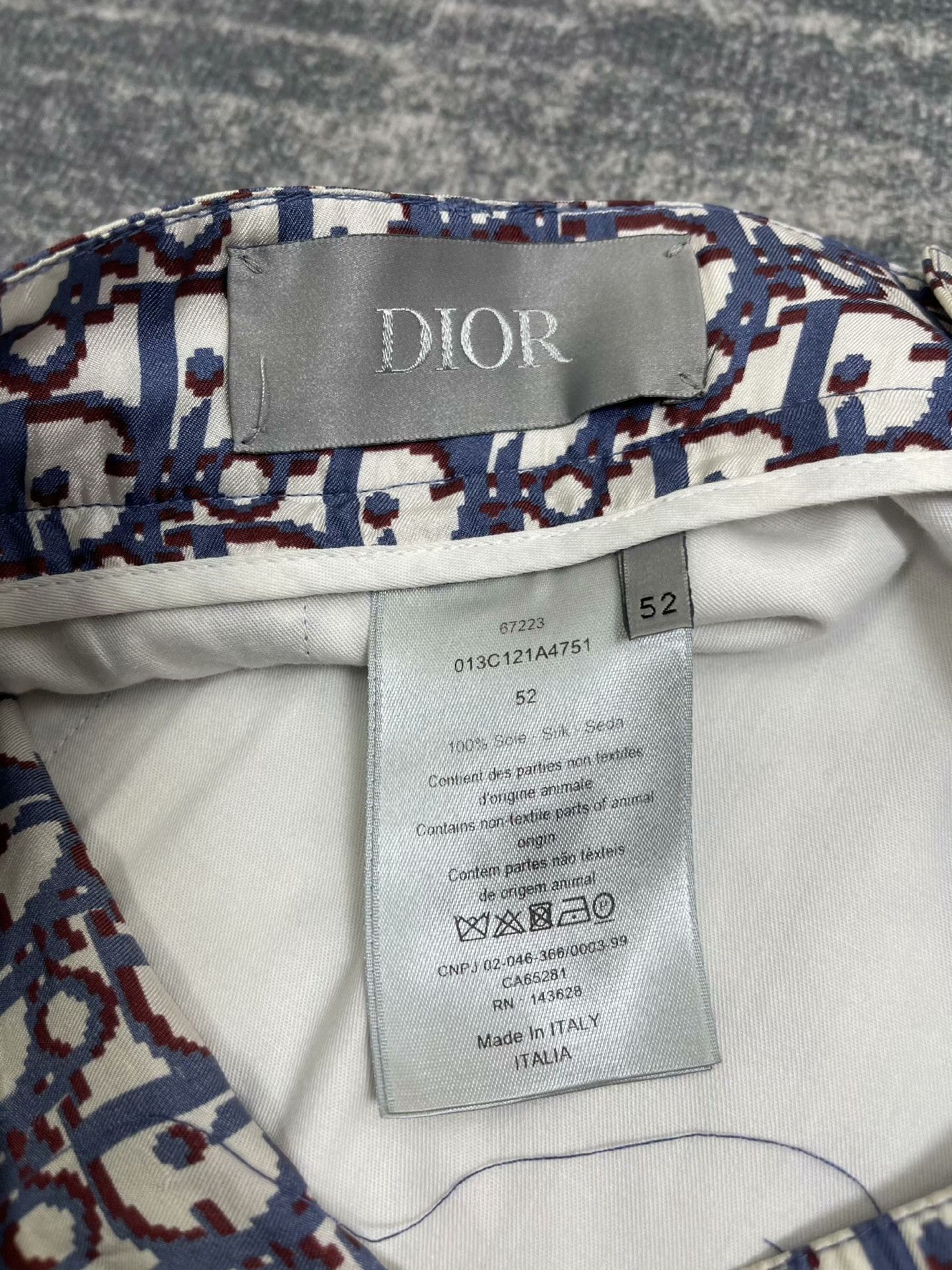 Dior Dior Blue Red Print Silk Shorts Size US 35 - 8 Thumbnail