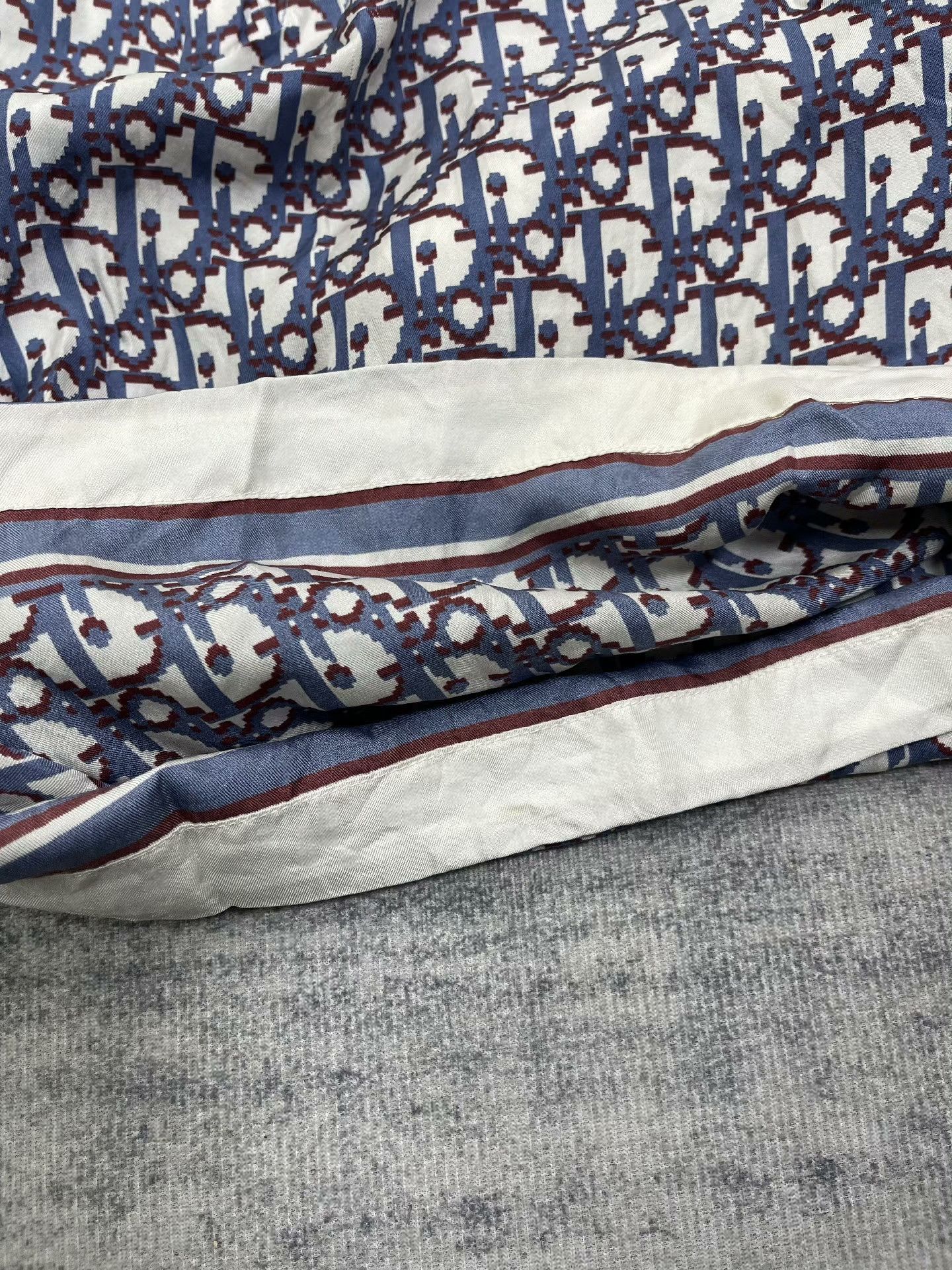 Dior Dior Blue Red Print Silk Shorts Size US 35 - 5 Thumbnail