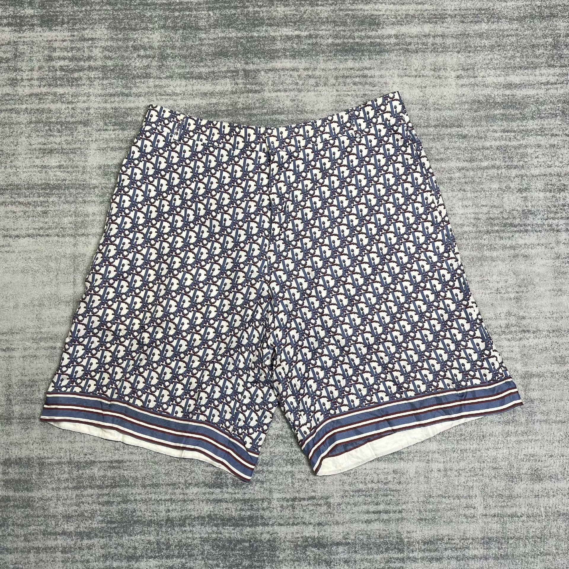 Dior Dior Blue Red Print Silk Shorts Size US 35 - 2 Thumbnail