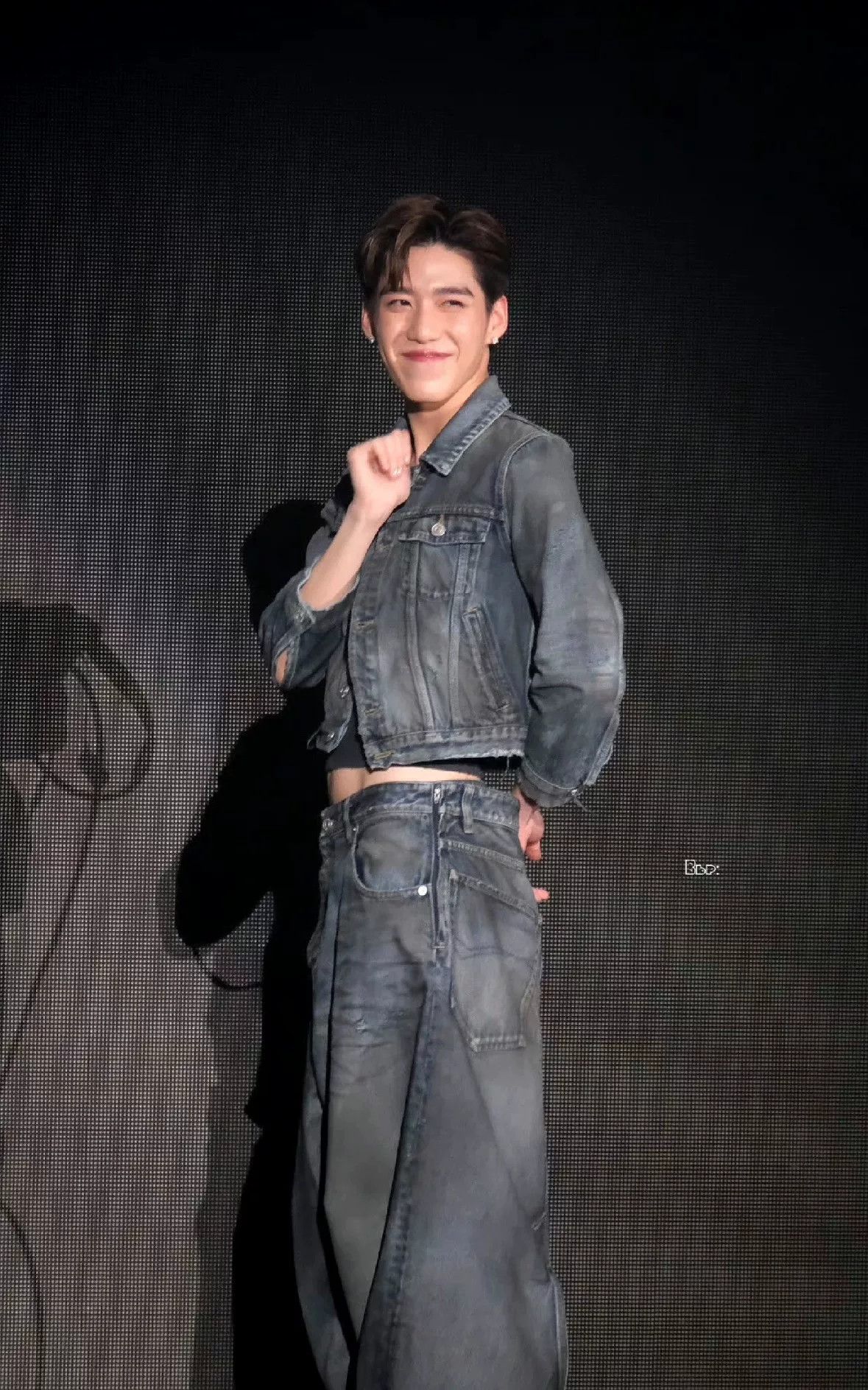 Balenciaga Balenciaga 23ss Mud-Dyed Distressed Denim Jacket Size US XXS / EU 40 - 7 Thumbnail