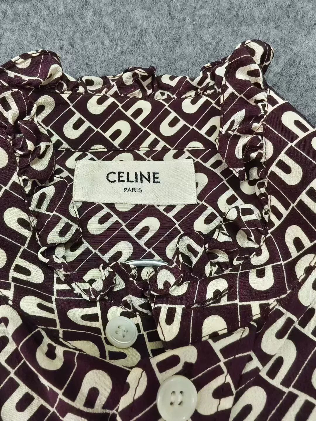 Celine Celine Printed Silk Ruffled Shirt Size XXS / US 00 / IT 34 - 3 Thumbnail