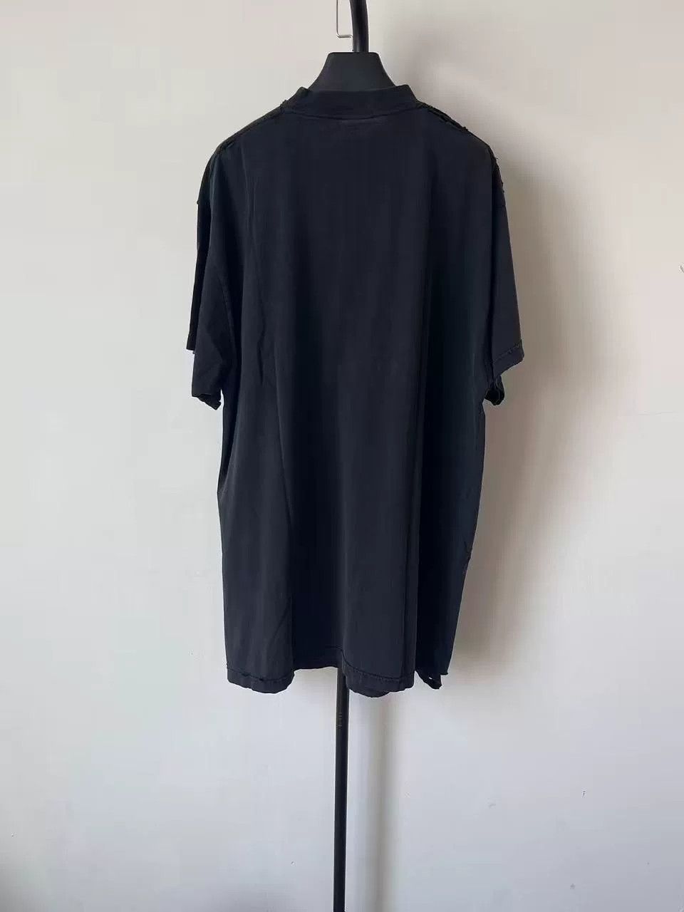 Balenciaga Balenciaga Washed Distressed Letter Short-Sleeve Size US S / EU 44-46 / 1 - 2 Thumbnail