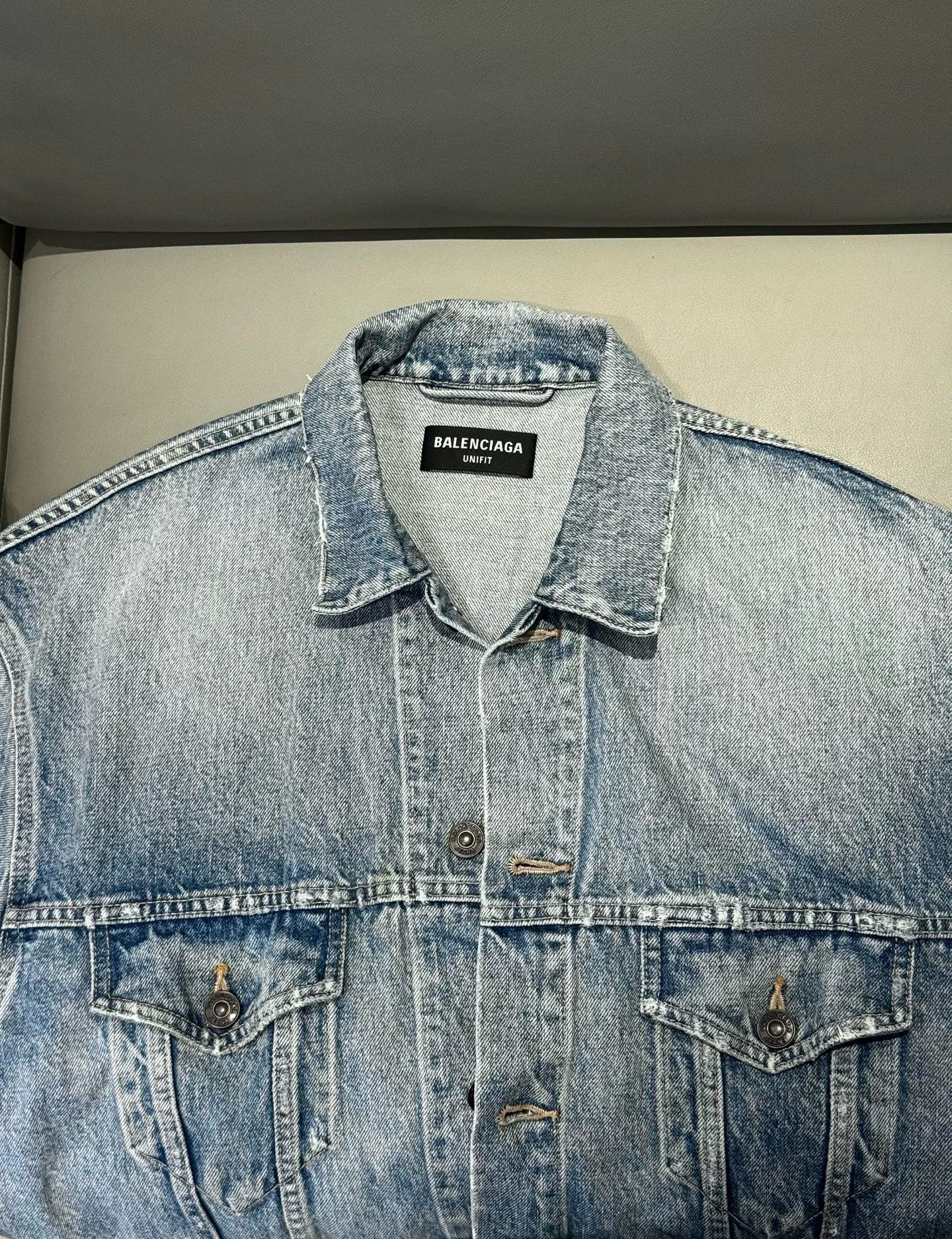 Balenciaga Balenciaga FW22 Embroidered Denim Jacket Size US XS / EU 42 / 0 - 4 Thumbnail