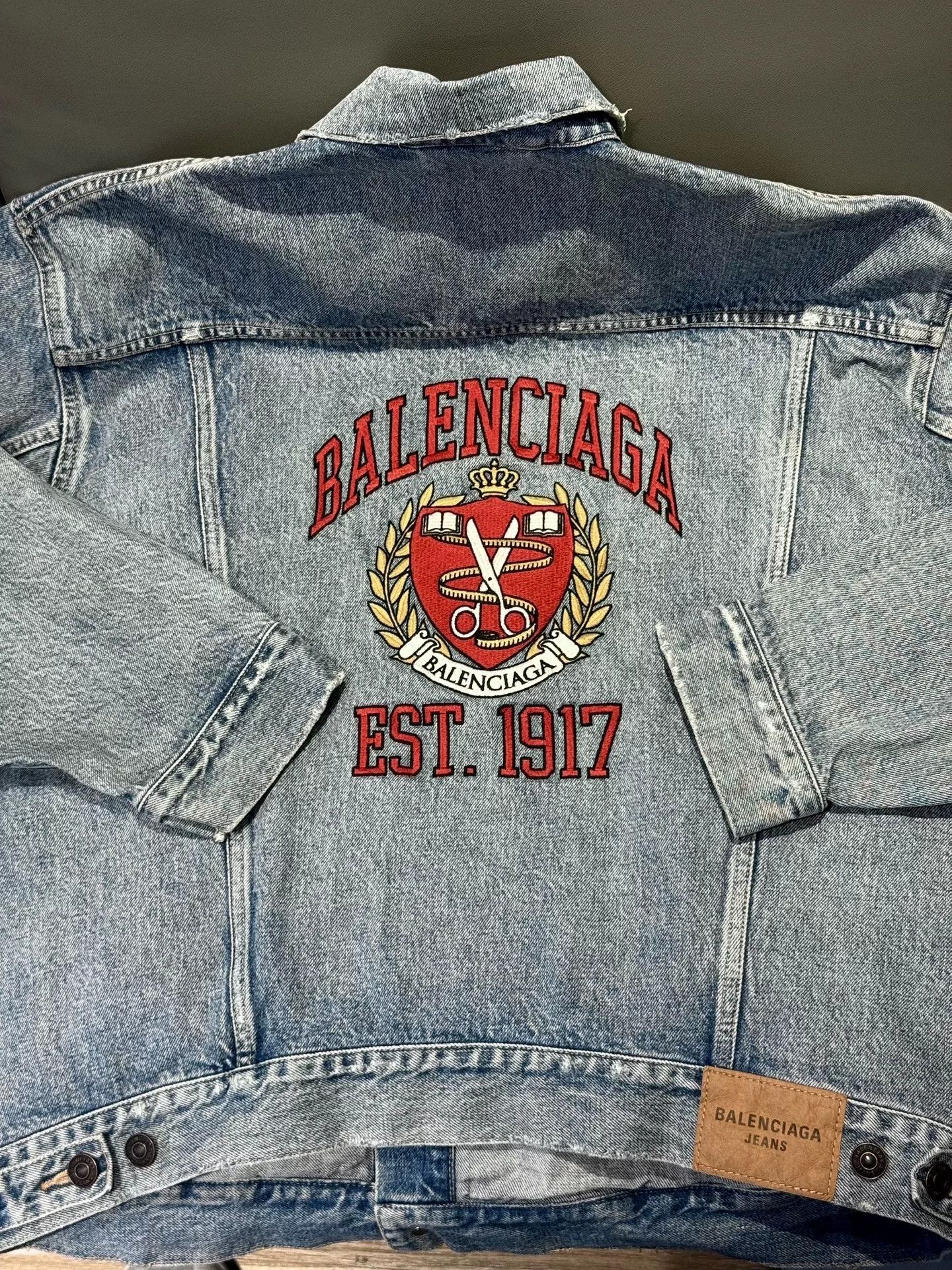 Balenciaga Balenciaga FW22 Embroidered Denim Jacket Size US XS / EU 42 / 0 - 3 Thumbnail