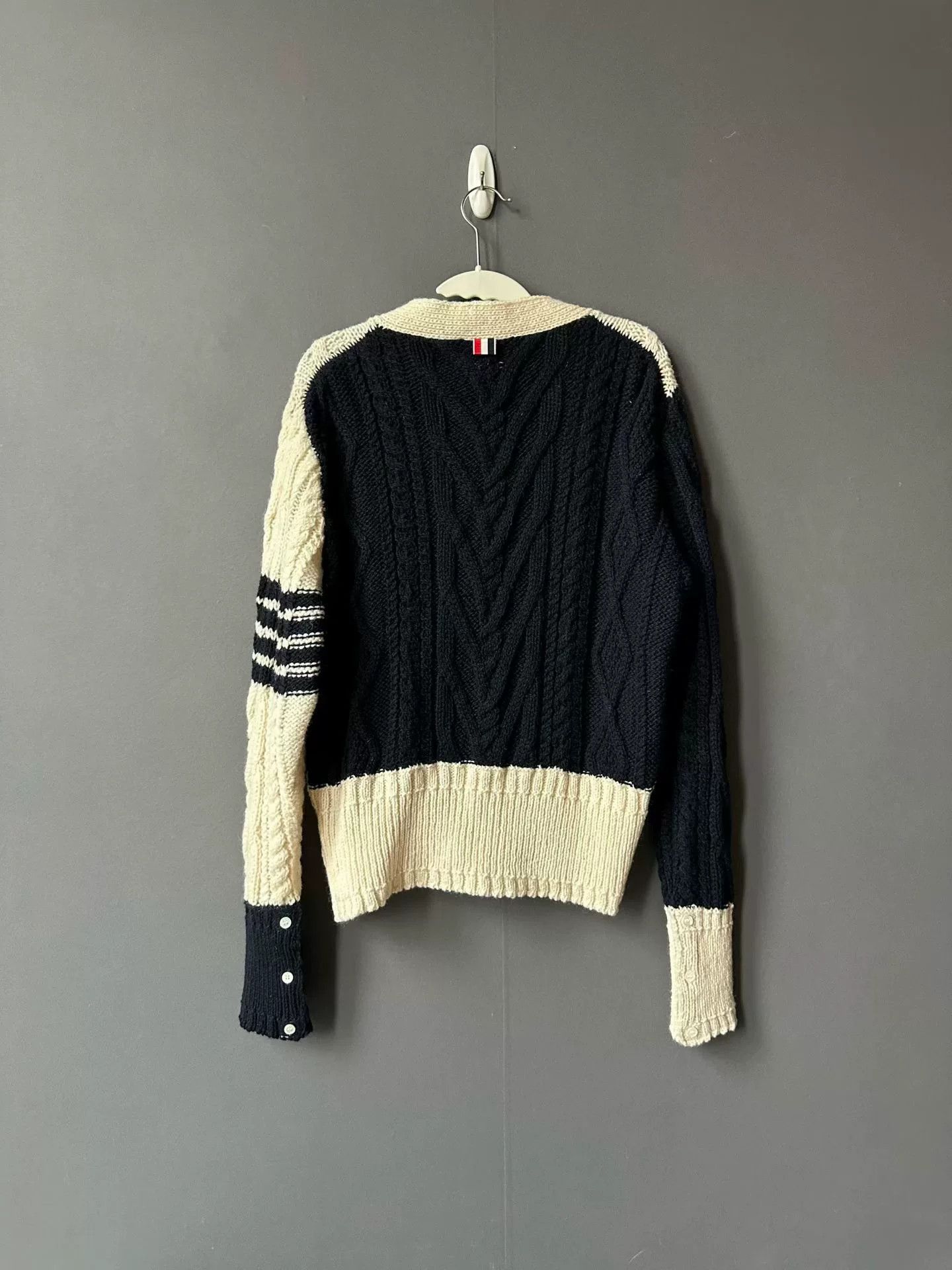 Thom Browne Thom Browne Color-Blocked Cable Knit Cardigan Size US M / EU 48-50 / 2 - 2 Thumbnail