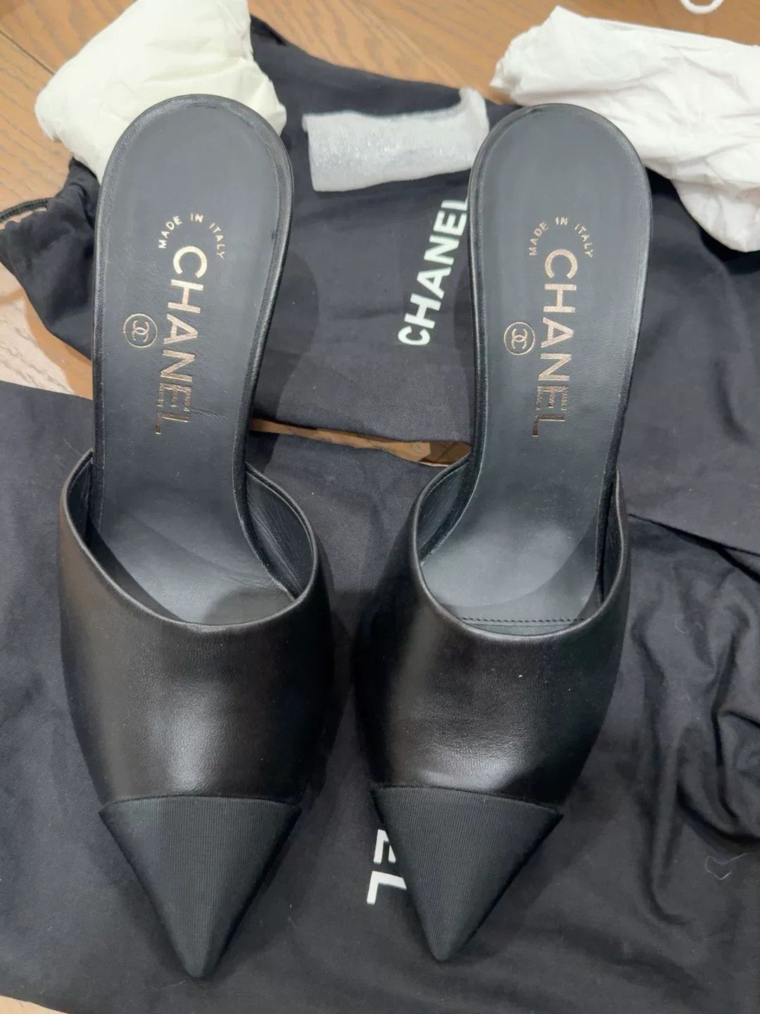 Chanel Chanel Pearl & Snake Head Heels Size US 6.5 / IT 36.5 - 2 Thumbnail