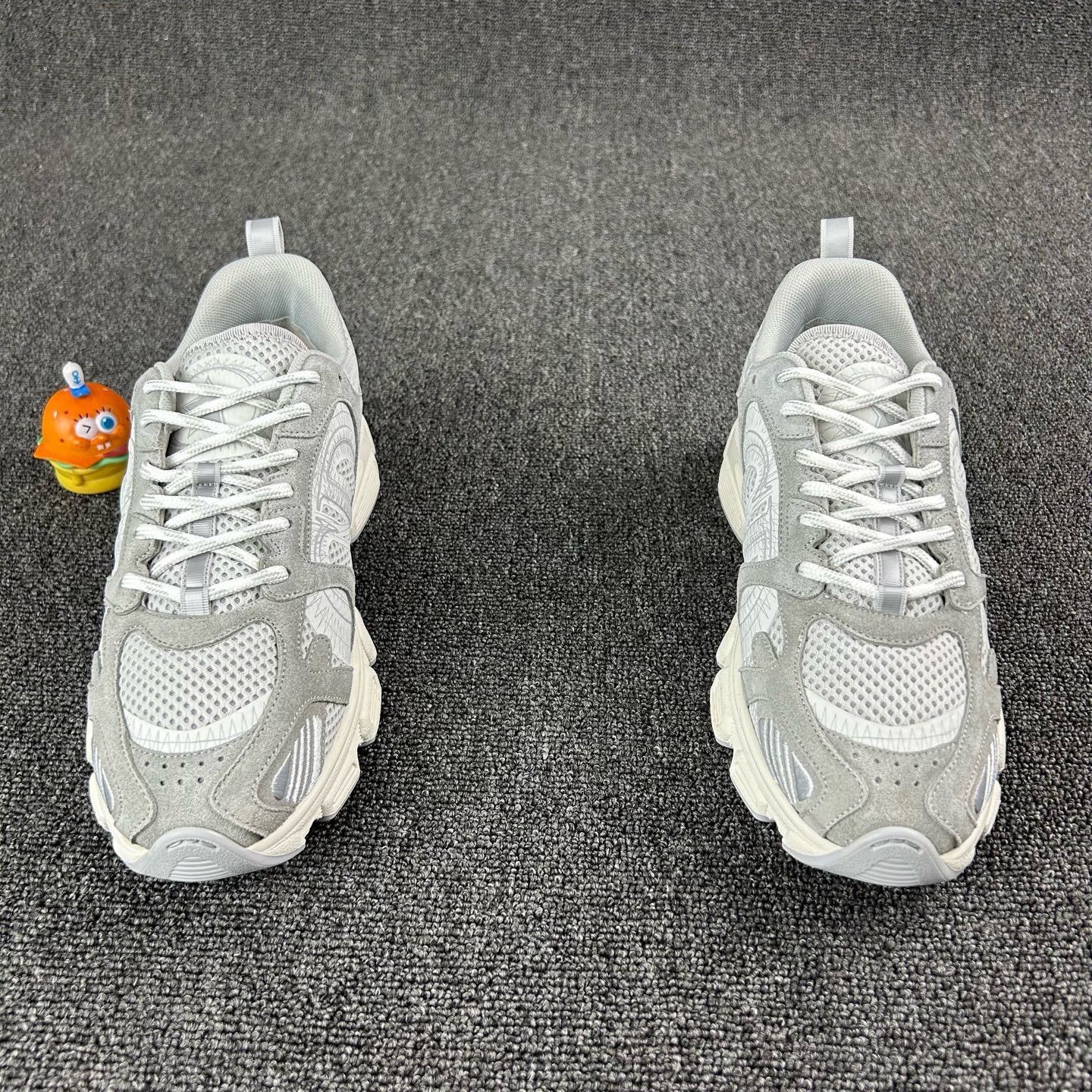 Dior Dior Chrono Gray White Sneakers Size US 8 / EU 41 - 2 Thumbnail