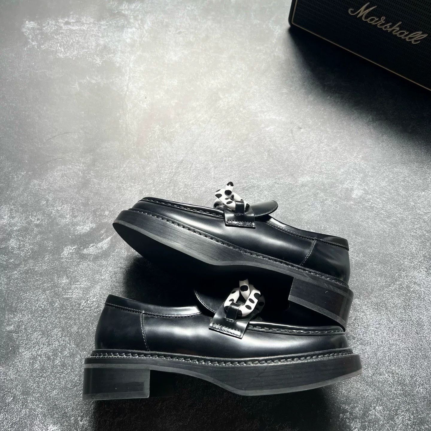 Louis Vuitton Louis Vuitton Kusama Chain Loafers Size 35 Size US 4 / IT 34 - 2 Thumbnail