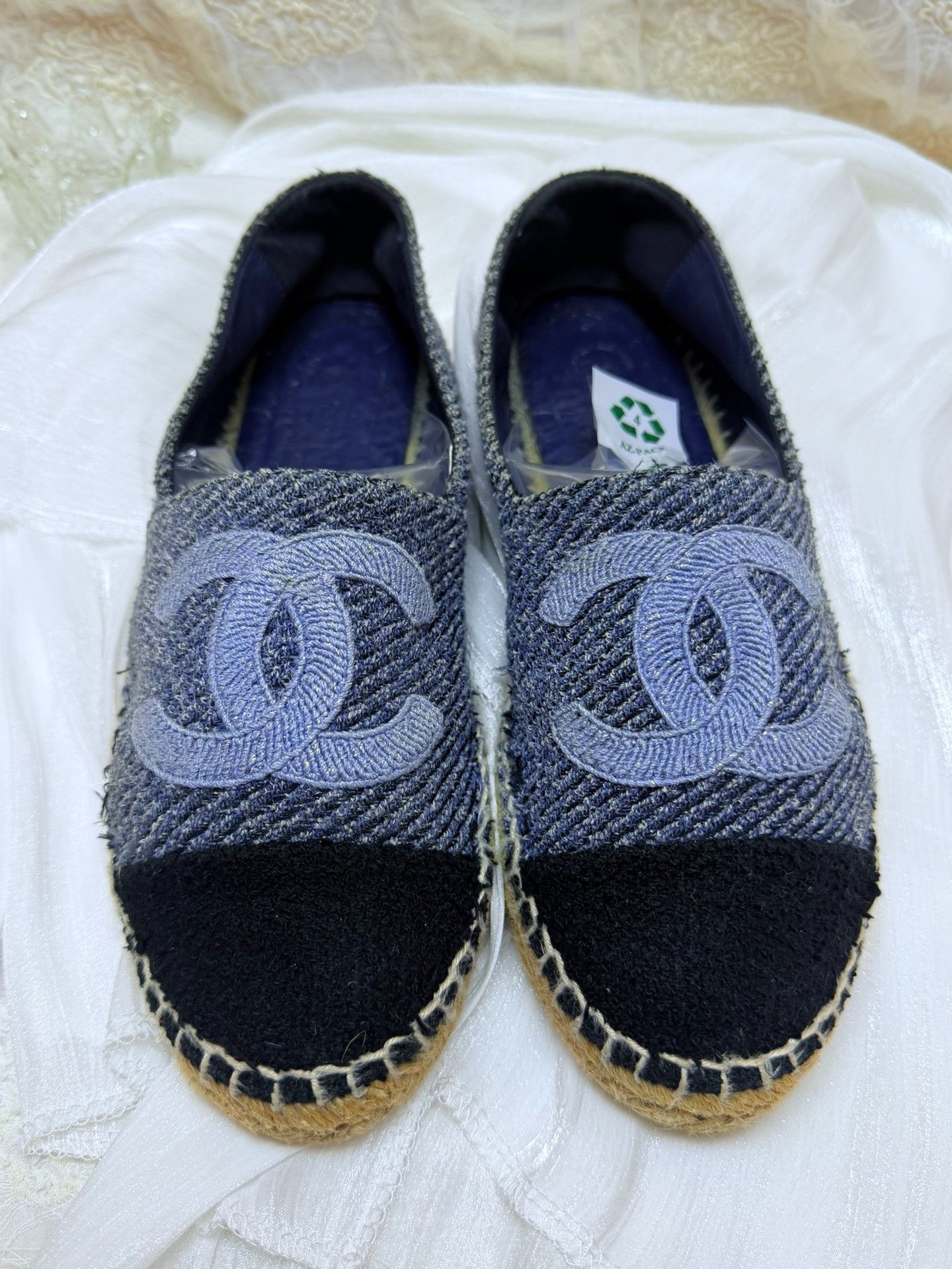 Chanel Chanel Denim Embroidered Blue Lowtop Sneakers us_9 Women Size US 9 / IT 39 - 2 Thumbnail