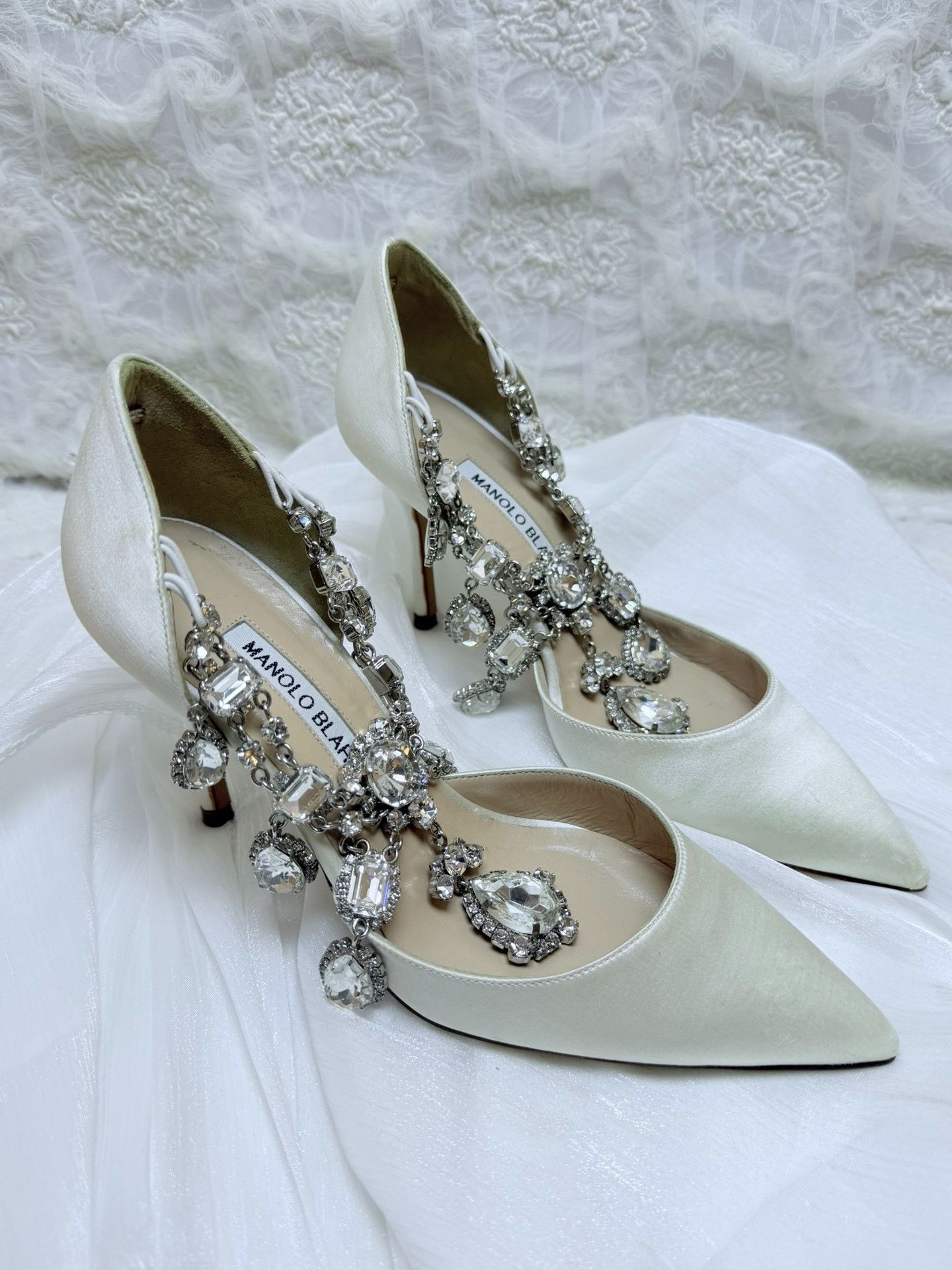 Manolo Blahnik Manolo Blahnik Limited White Lowtop Sneakers us_5-5 Women Size US 5.5 / IT 35.5 - 2 Thumbnail