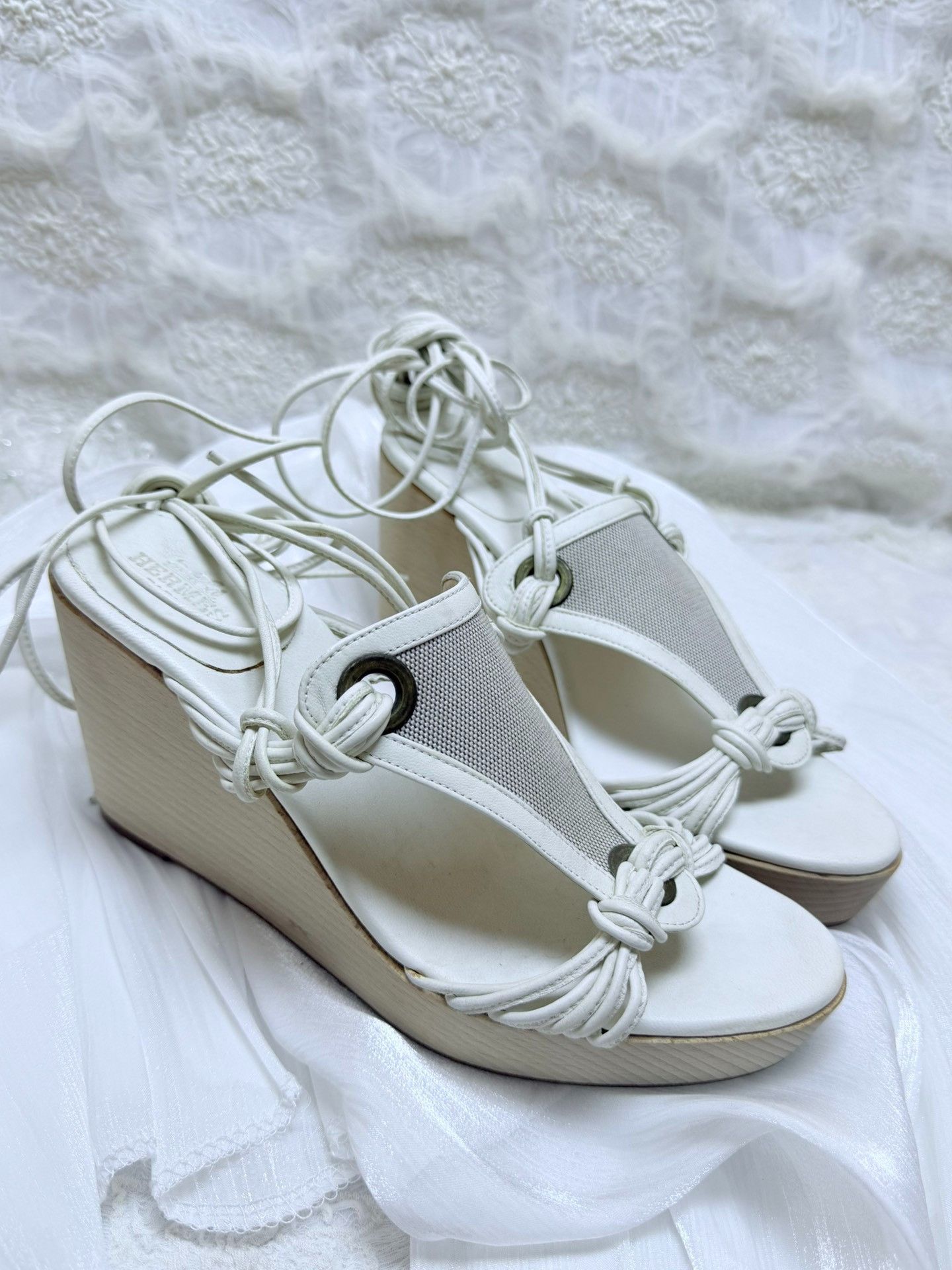 Hermes Hermes Leather White Sandals us_6 Women Size US 6 / IT 36 - 3 Thumbnail
