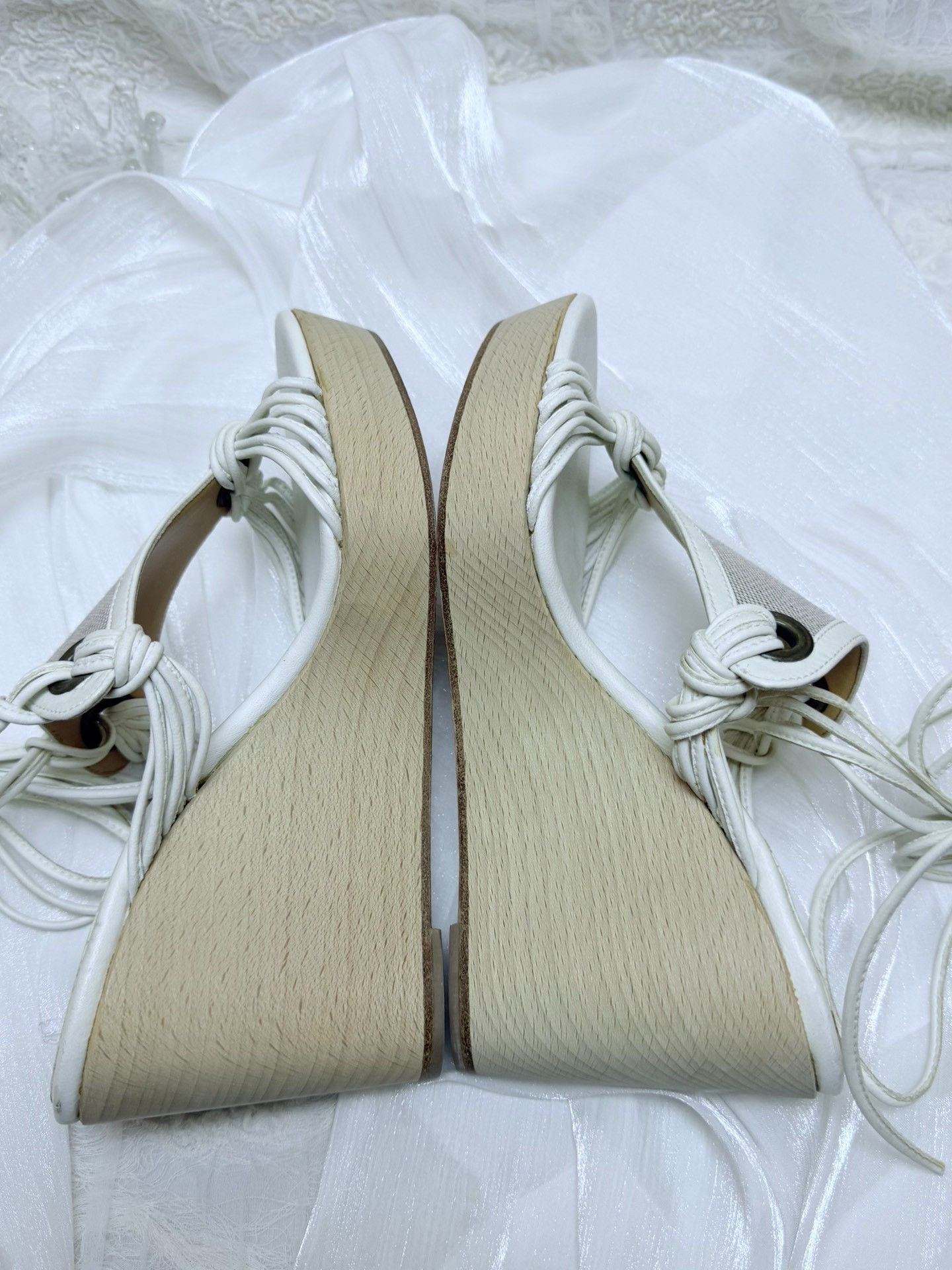 Hermes Hermes Leather White Sandals us_6 Women Size US 6 / IT 36 - 5 Thumbnail
