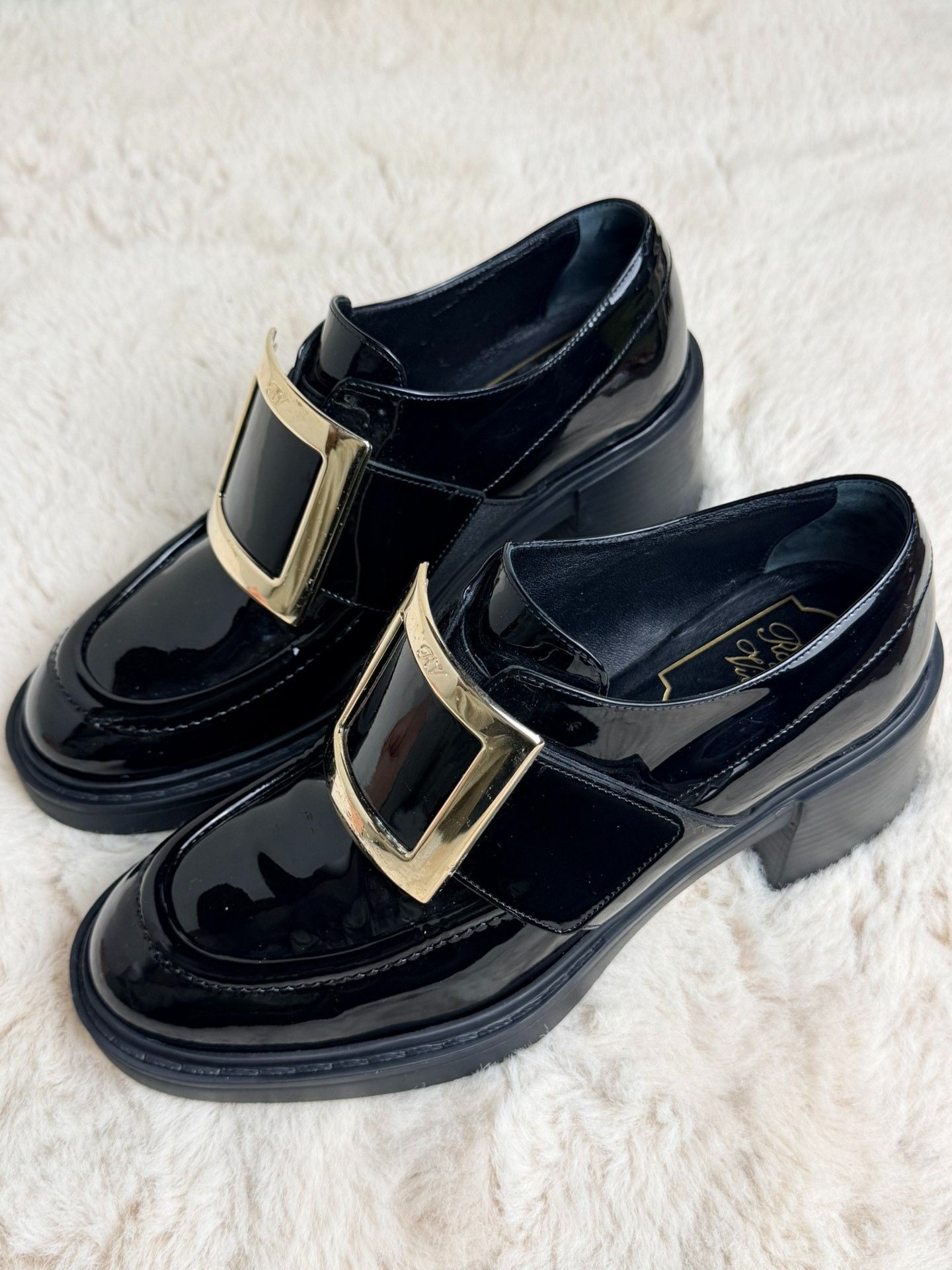 Roger Vivier Roger Vivier Retro Black Lowtop Sneakers us_5-5 Women Size US 5.5 / IT 35.5 - 2 Thumbnail