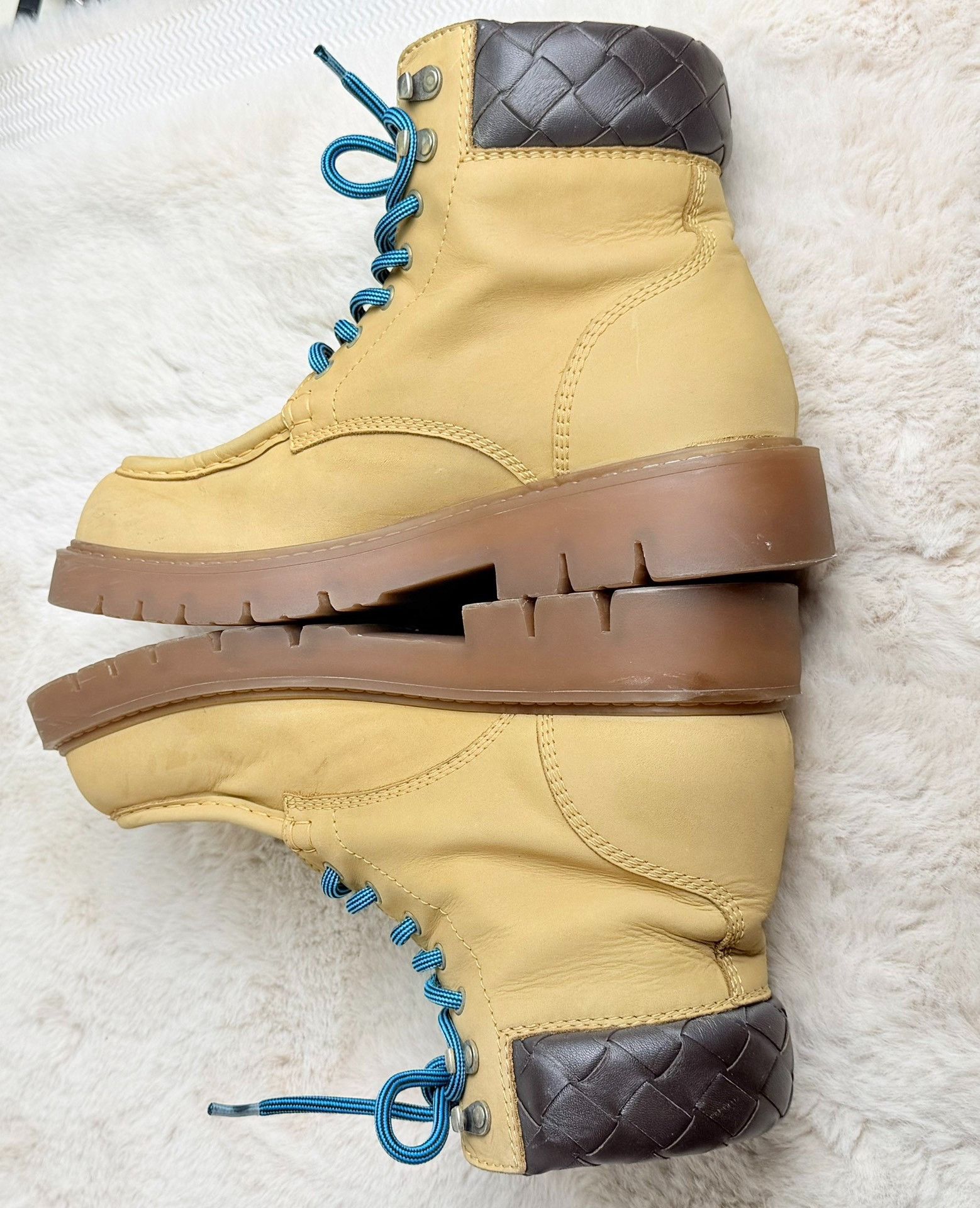 Bottega Veneta Bottega Veneta Leather Yellow Hitop Sneakers 9 Men Size US 9 / EU 42 - 5 Thumbnail