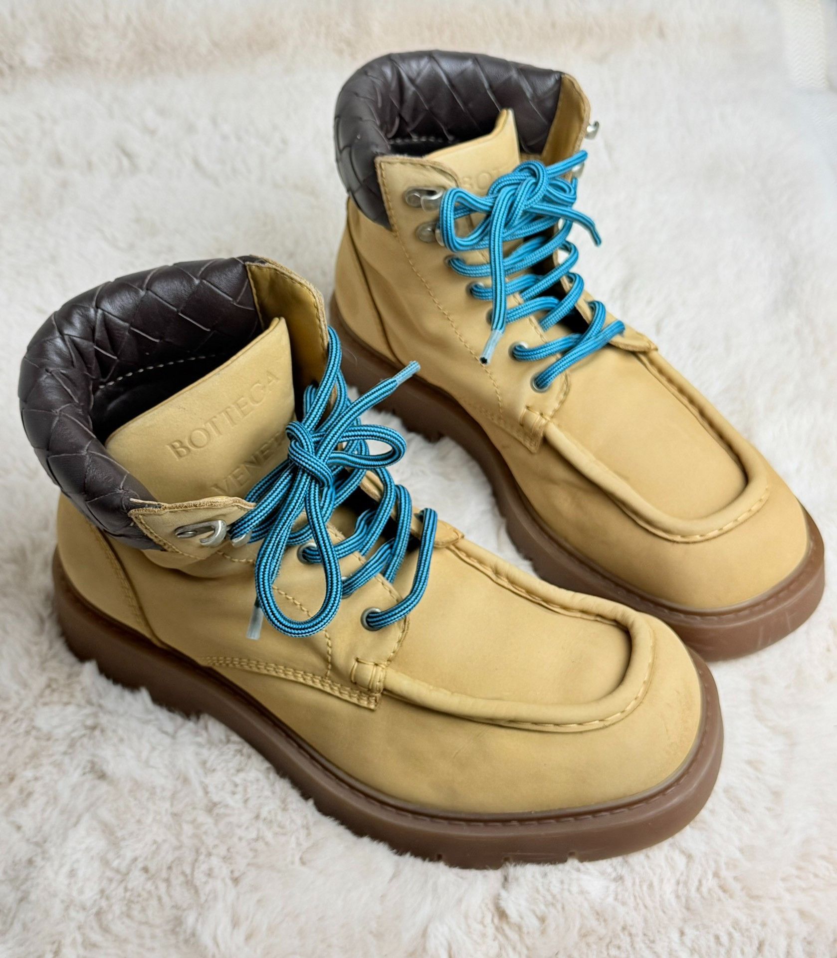 Bottega Veneta Bottega Veneta Leather Yellow Hitop Sneakers 9 Men Size US 9 / EU 42 - 3 Thumbnail