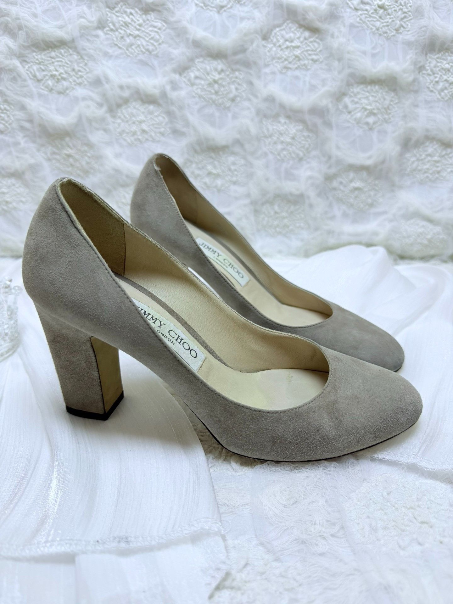Jimmy Choo Jimmy Choo Suede Lowtop Sneakers us_7 Women Size US 7 / IT 37 - 2 Thumbnail