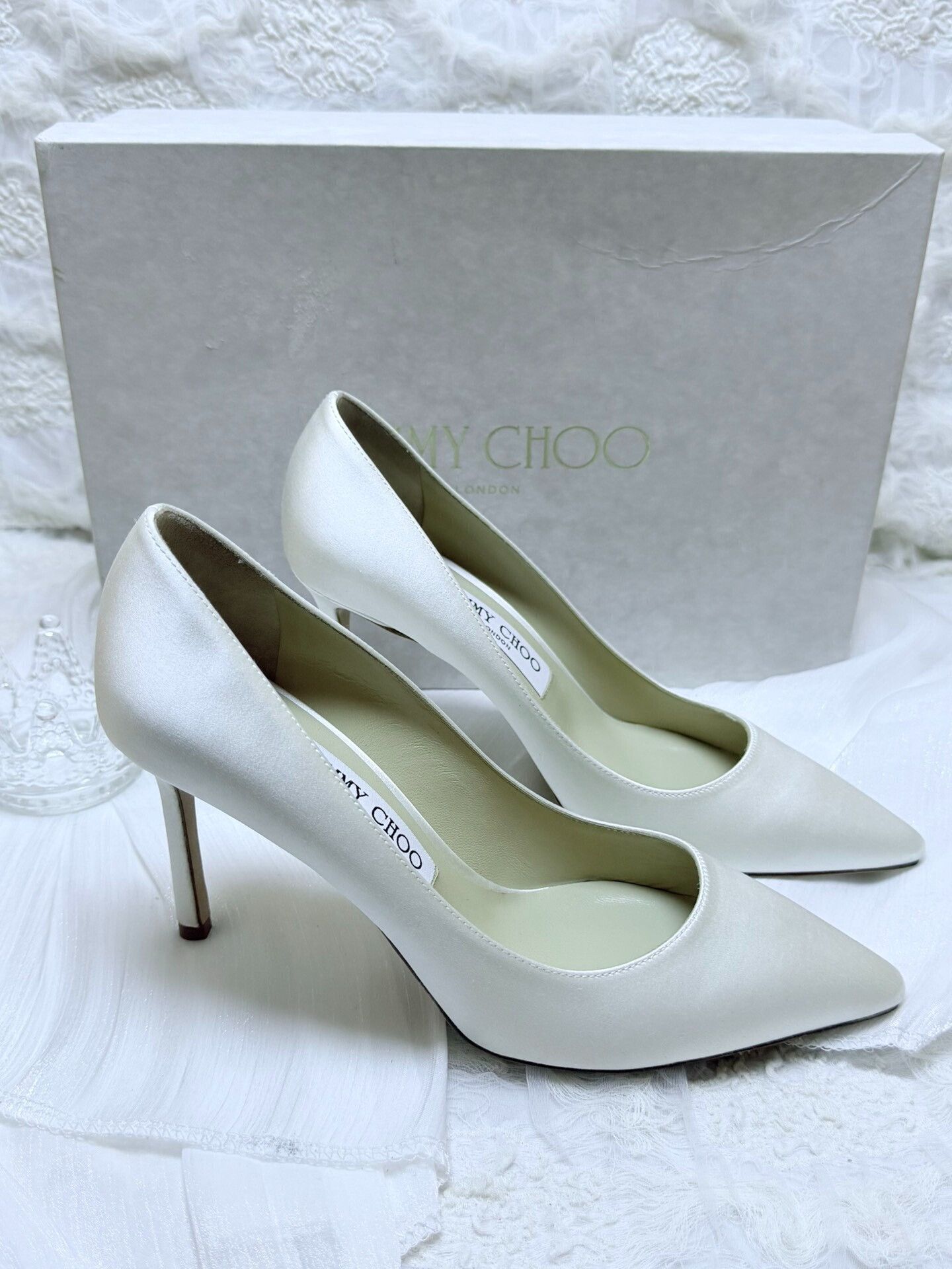 Jimmy Choo Jimmy Choo Lowtop Sneakers us_7 Women Size US 7 / IT 37 - 2 Thumbnail