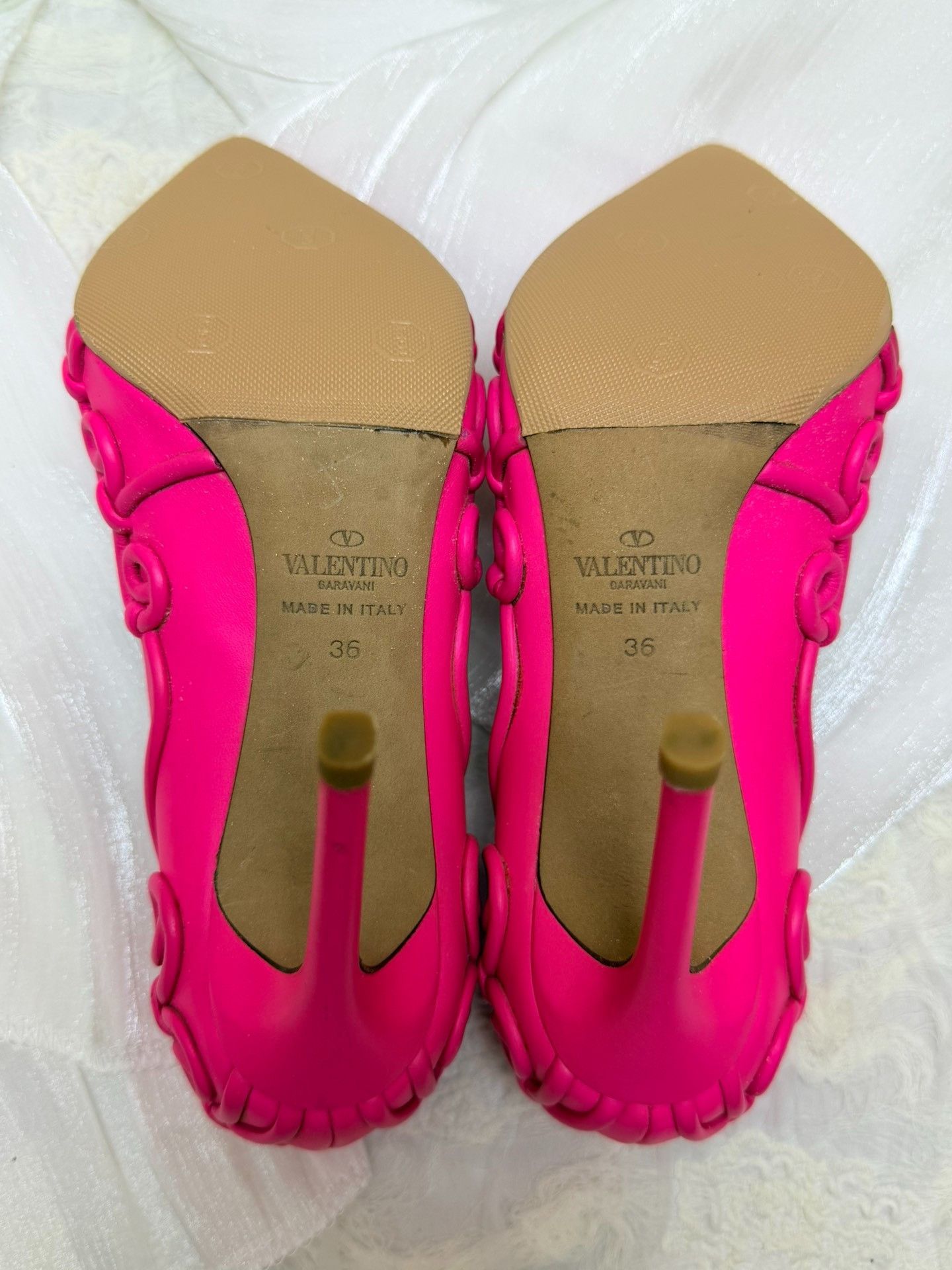 Valentino Valentino Pink Lowtop Sneakers us_6 Women Size US 6 / IT 36 - 6 Thumbnail