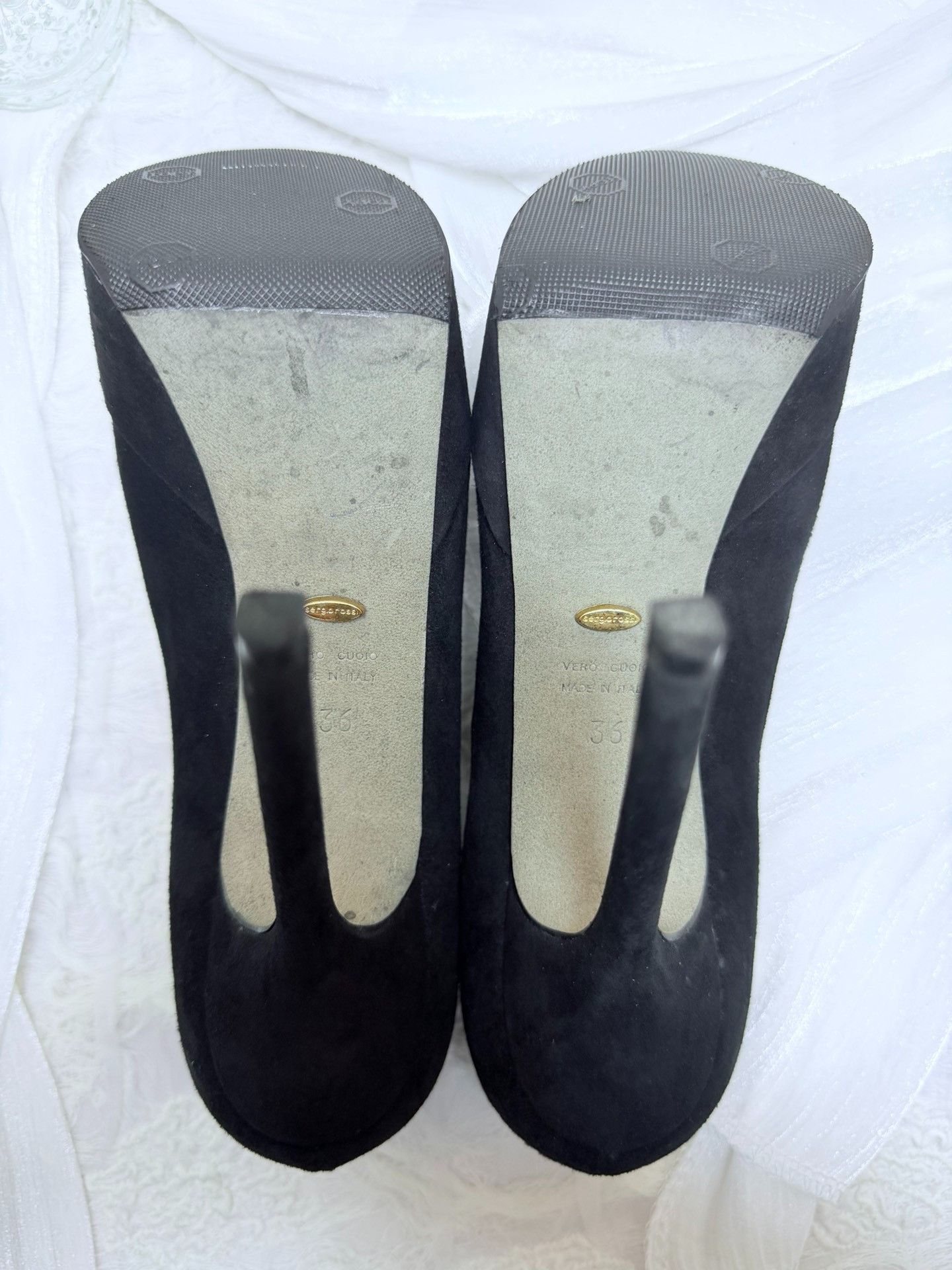 Sergio Rossi Sergio Rossi Waterproof Black Lowtop Sneakers us_6 Women Size US 6 / IT 36 - 5 Thumbnail
