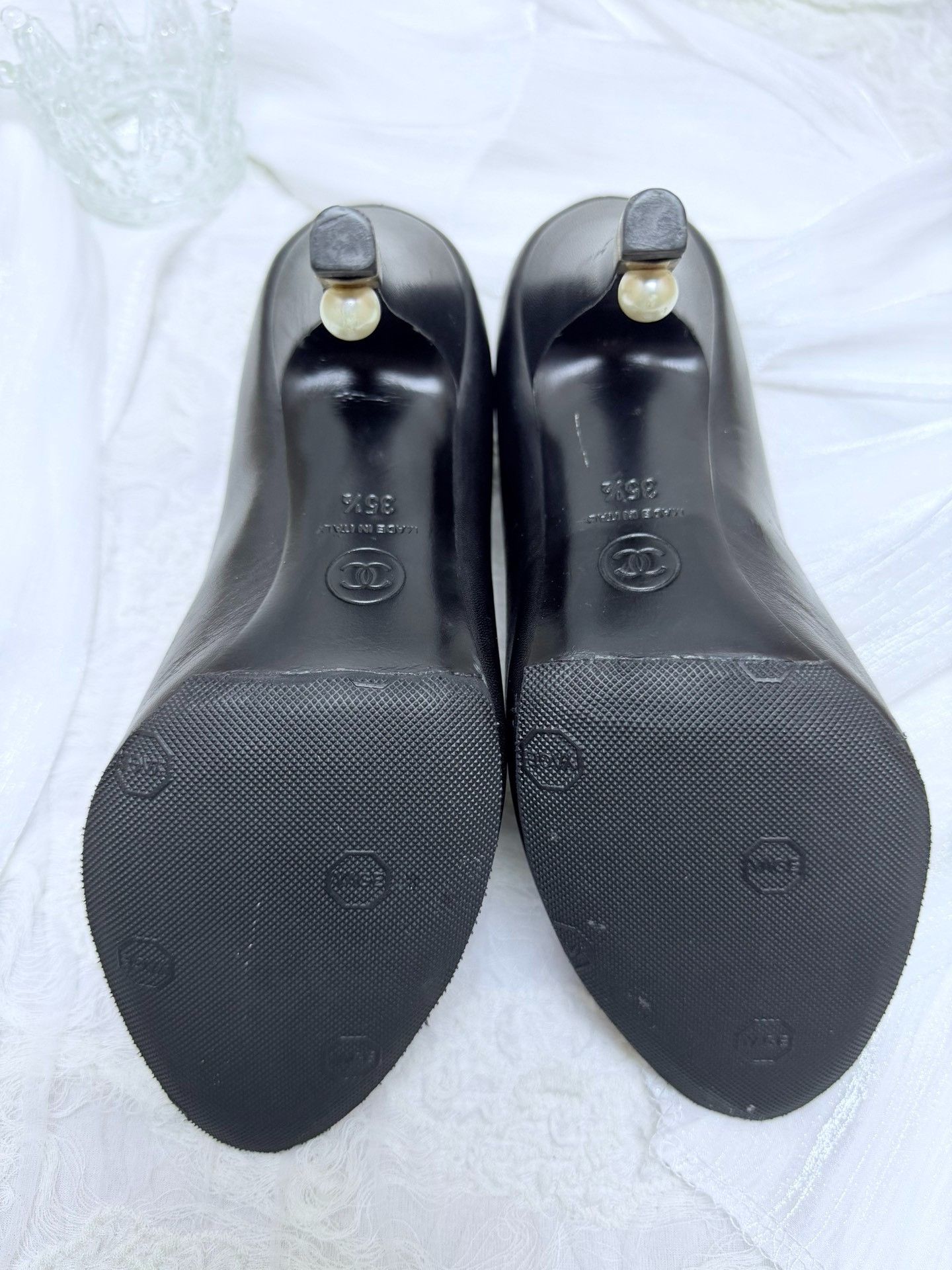Chanel Chanel Black Lowtop Sneakers us_5-5 Women Size US 5.5 / IT 35.5 - 5 Thumbnail