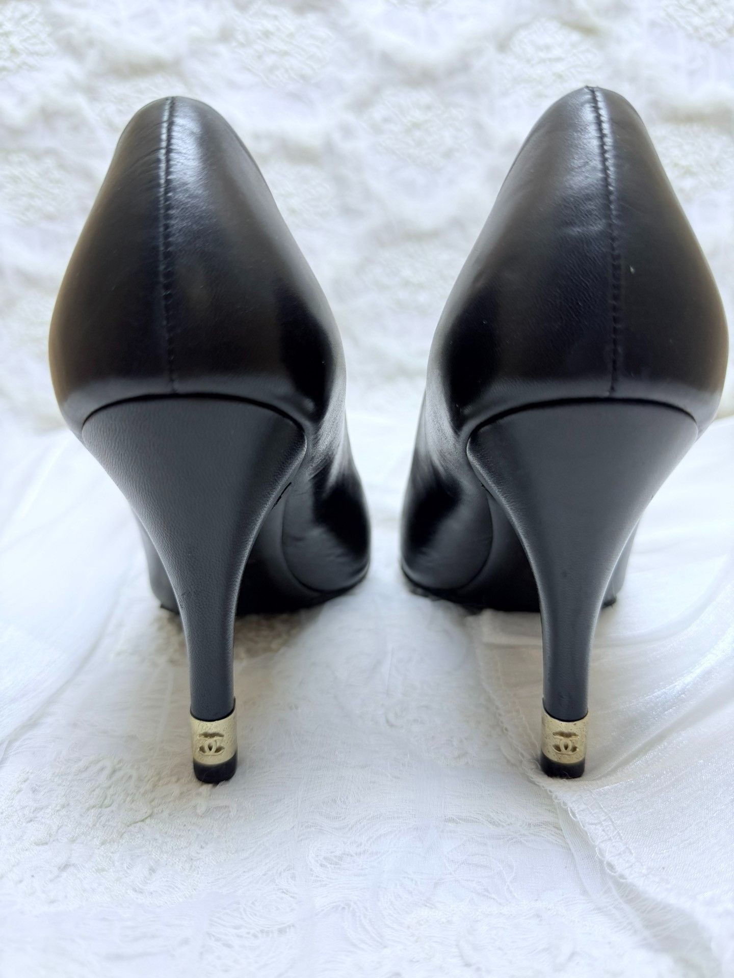 Chanel Chanel Black Lowtop Sneakers us_5-5 Women Size US 5.5 / IT 35.5 - 4 Thumbnail