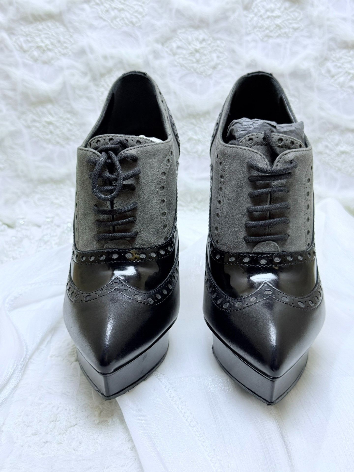 Saint Laurent Paris Saint Laurent Paris Multi Lowtop Sneakers us_6-5 Women Size US 6.5 / IT 36.5 - 3 Thumbnail