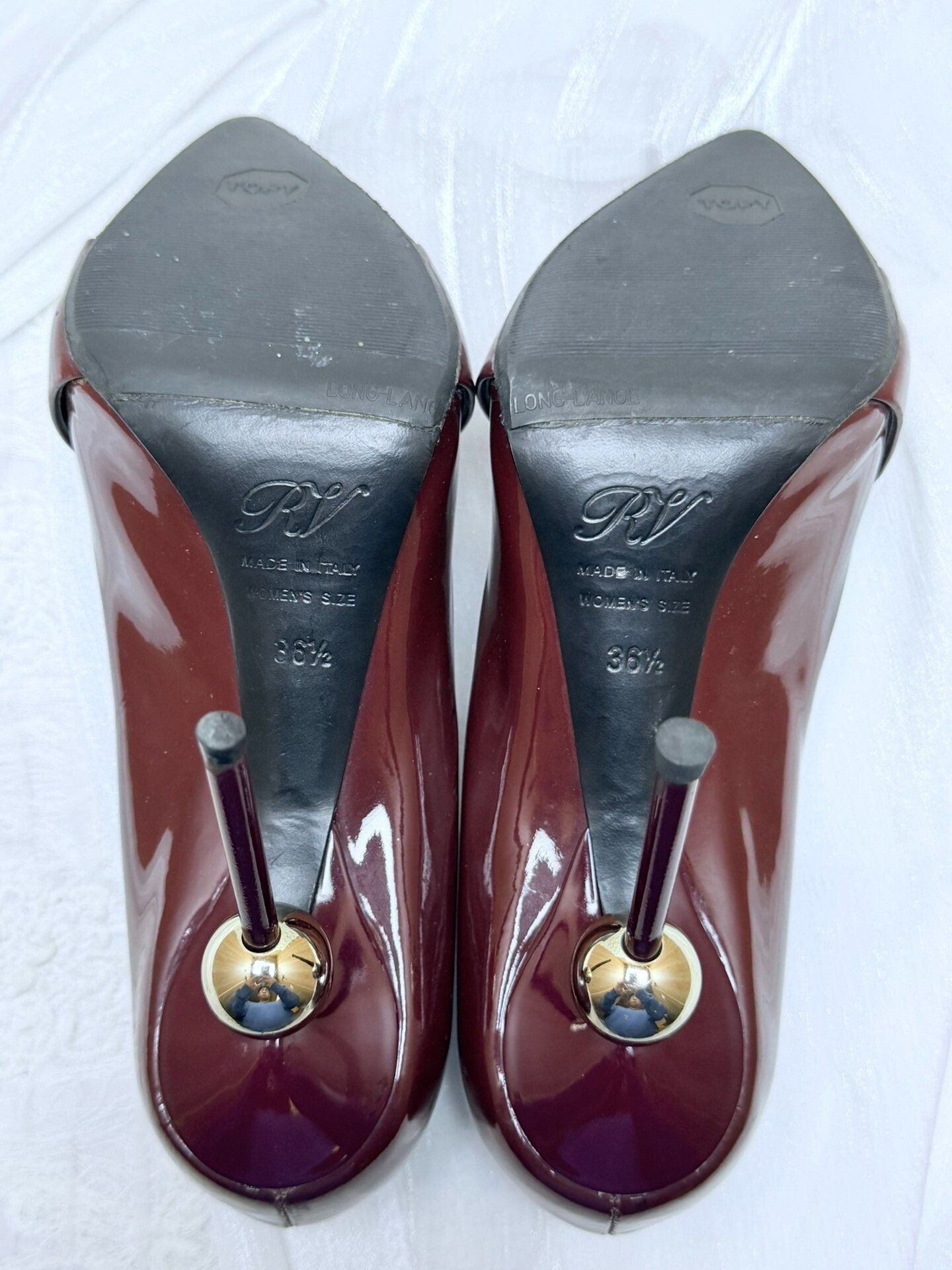Roger Vivier Roger Vivier Retro Red Lowtop Sneakers us_6-5 Women Size US 6.5 / IT 36.5 - 5 Thumbnail