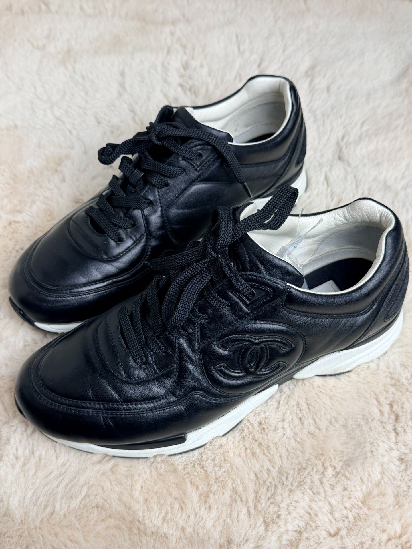 Chanel Chanel Black Lowtop Sneakers 8 Men Size US 8 / EU 41 - 2 Thumbnail