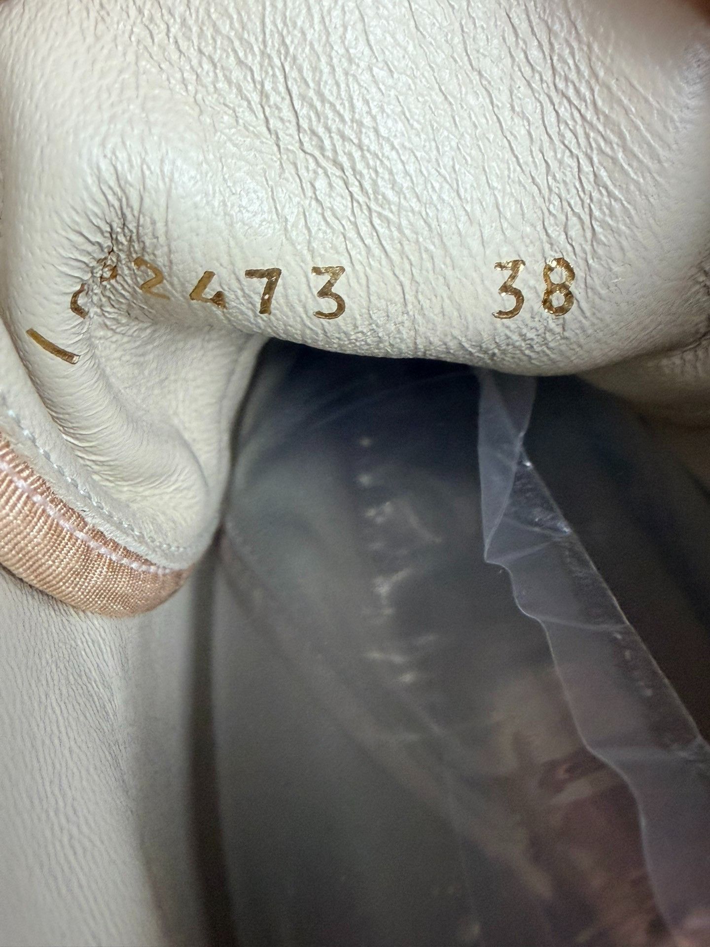 Chanel Chanel Canvas Pink Lowtop Sneakers us_8 Women Size US 8 / IT 38 - 7 Thumbnail