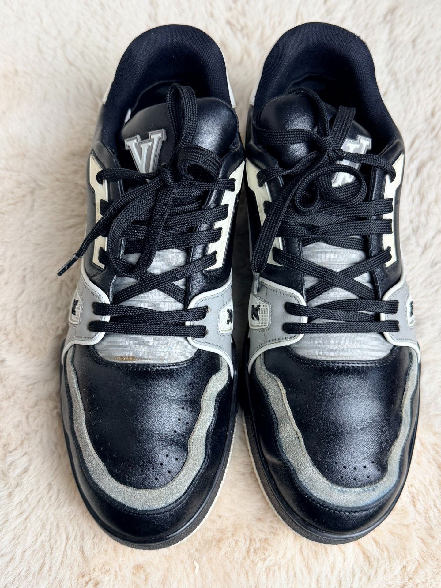 Louis Vuitton Louis Vuitton Training Black Lowtop Sneakers 8 Men Size US 8 / EU 41 - 3 Thumbnail