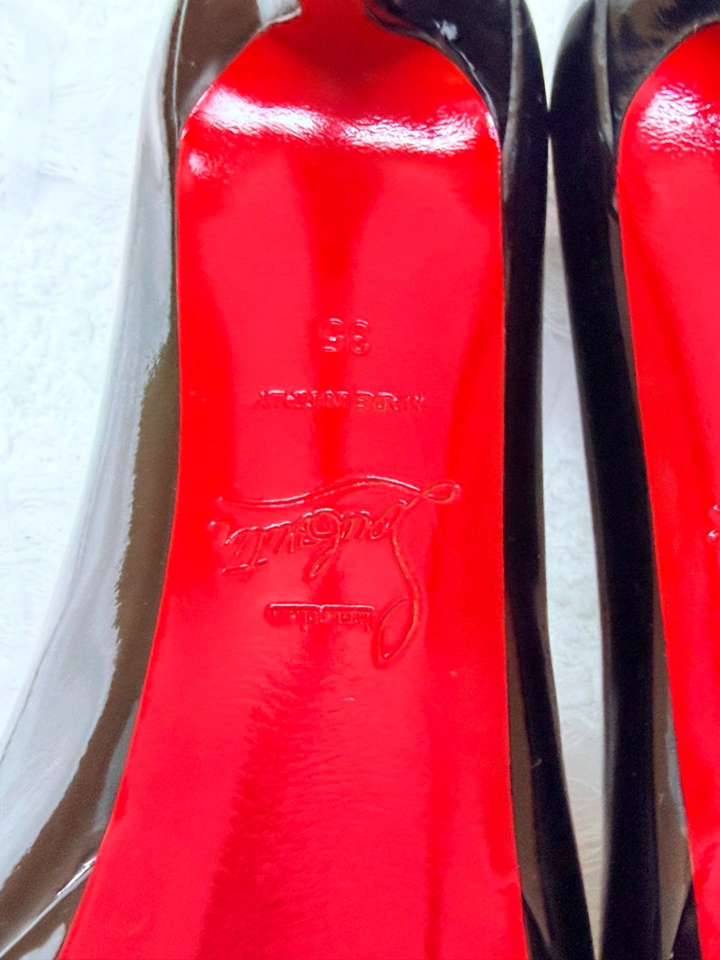 Christian Louboutin Christian Louboutin Red Lowtop Sneakers us_7-5 Women Size US 7.5 / IT 37.5 - 6 Thumbnail