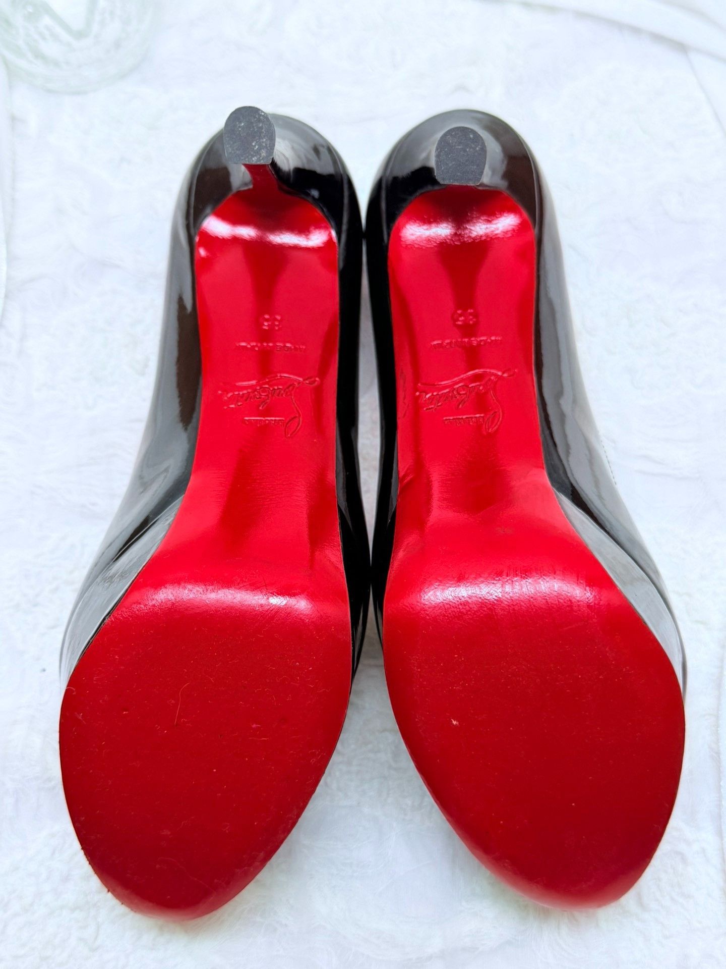 Christian Louboutin Christian Louboutin Red Lowtop Sneakers us_7-5 Women Size US 7.5 / IT 37.5 - 5 Thumbnail
