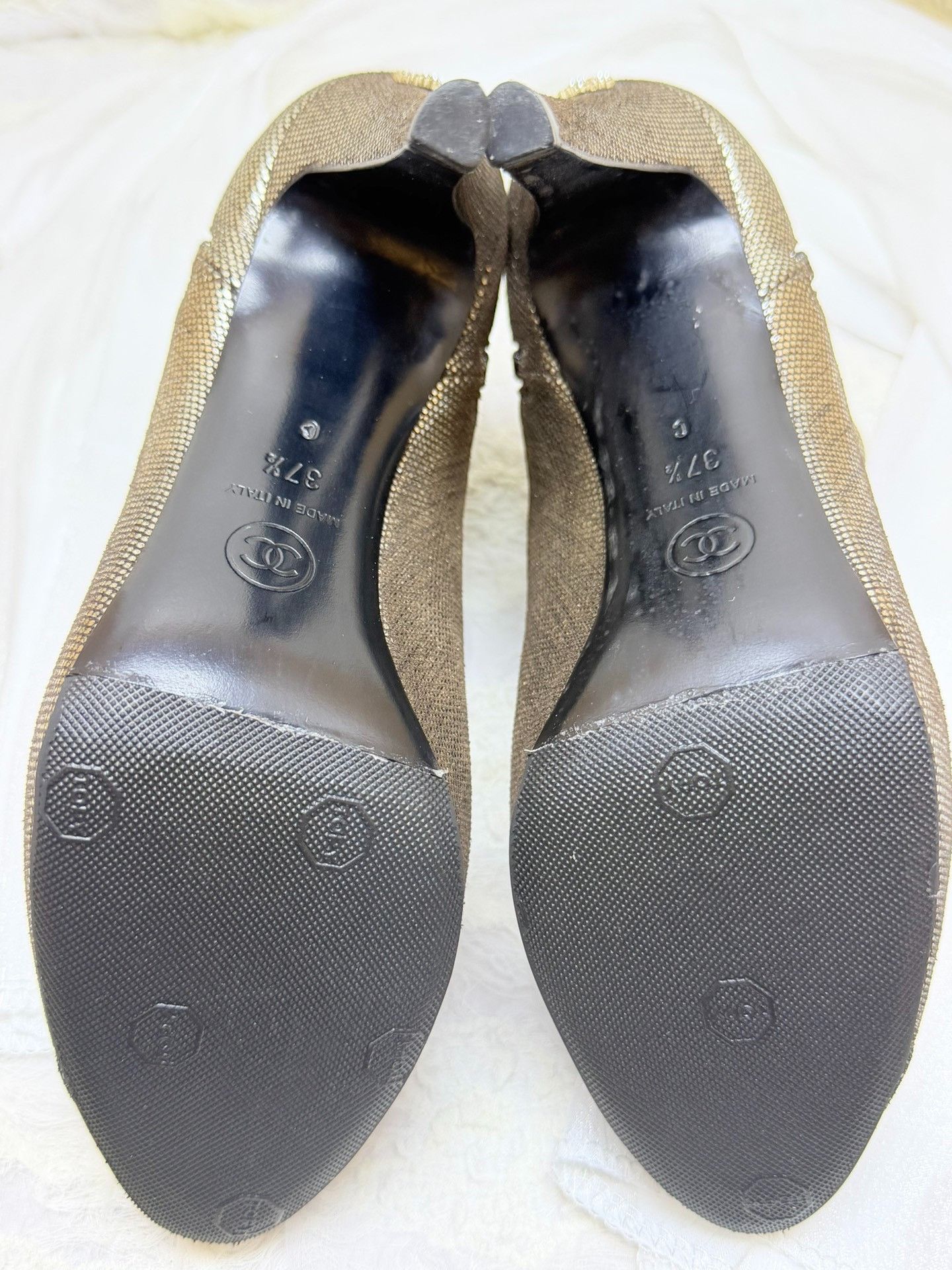 Chanel Chanel Retro Gold Boots us_7-5 Women Size US 7.5 / IT 37.5 - 6 Thumbnail