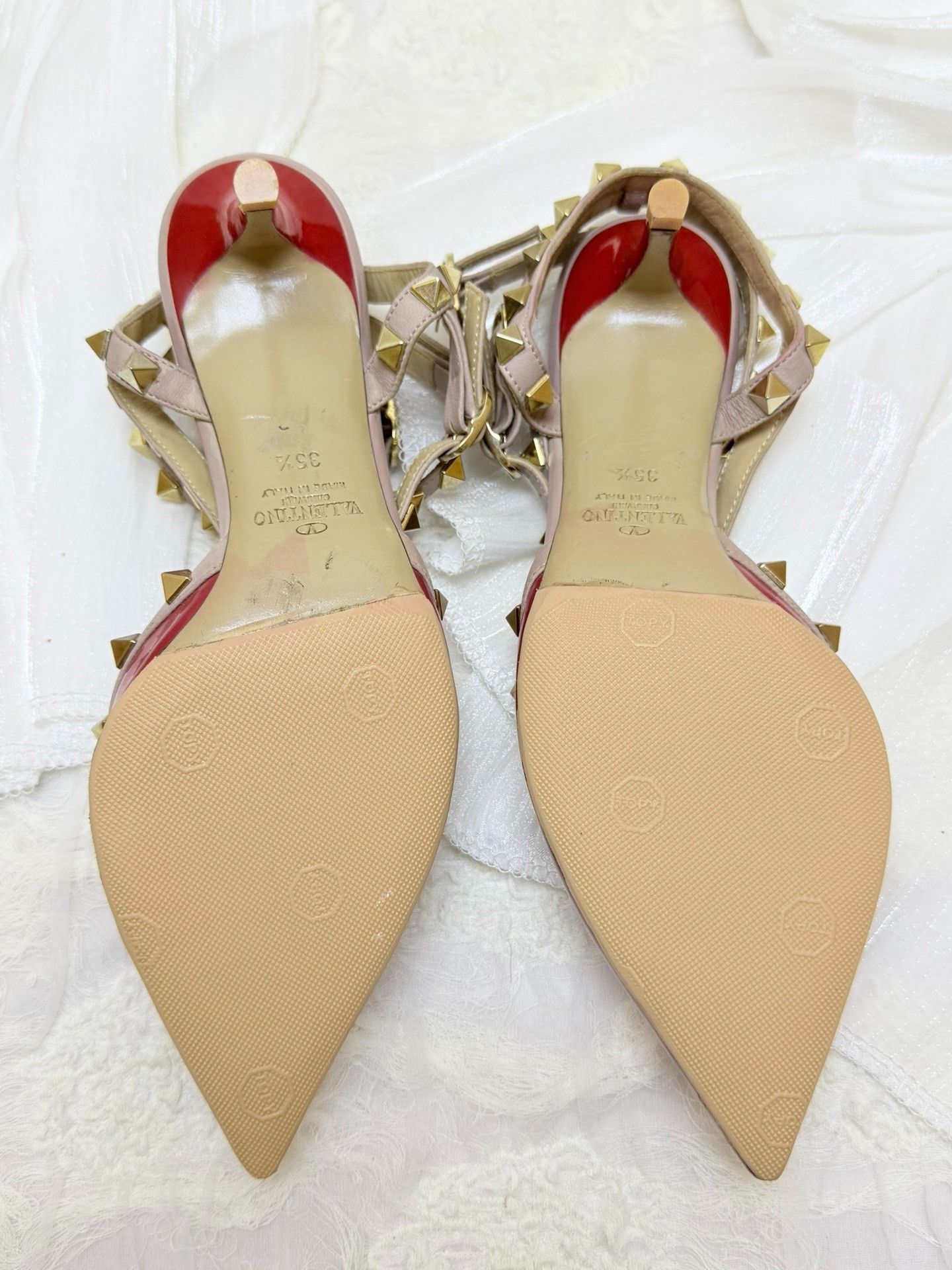 Valentino Valentino Red Lowtop Sneakers us_5-5 Women Size US 5.5 / IT 35.5 - 5 Thumbnail