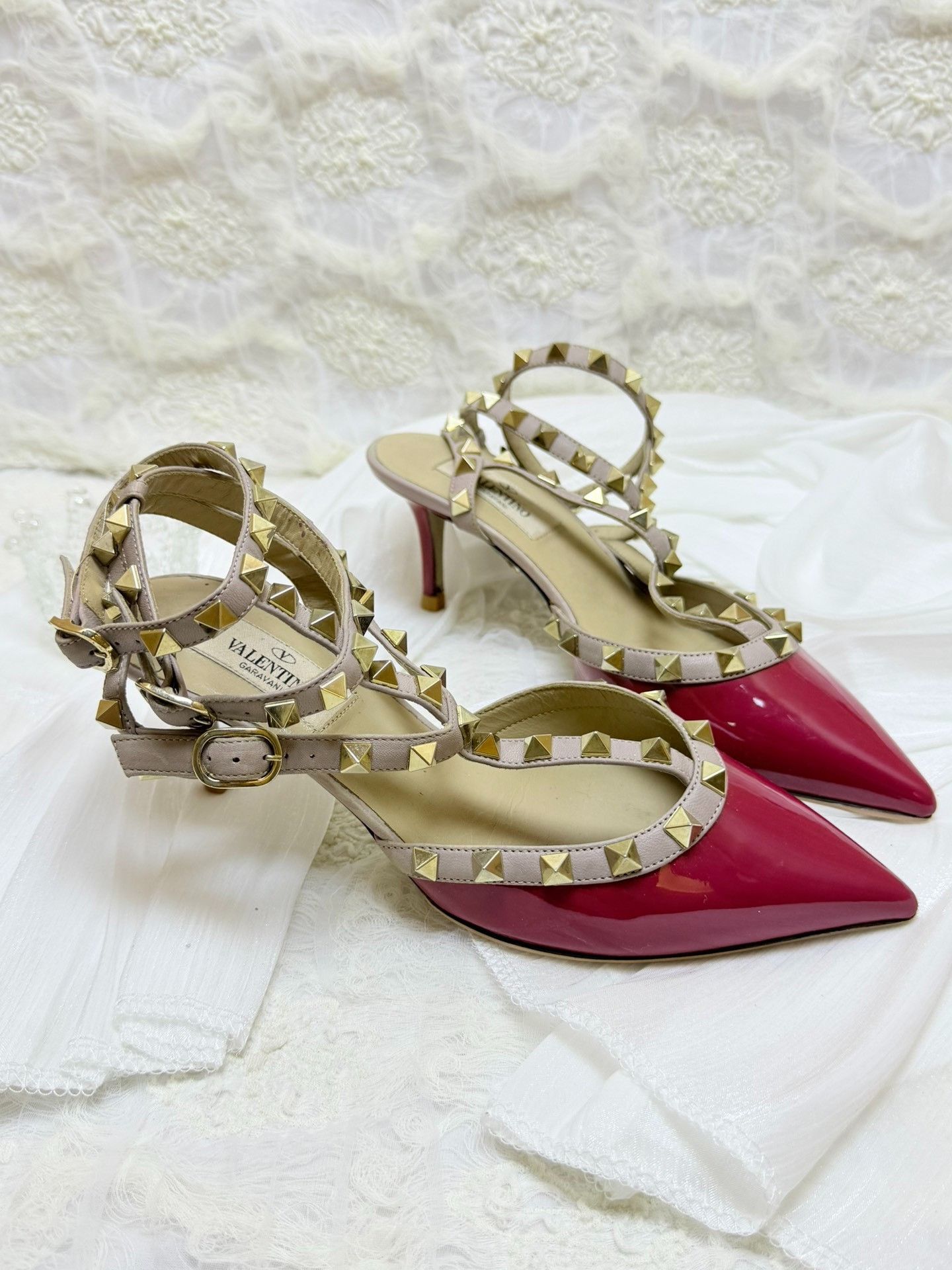 Valentino Valentino Red Lowtop Sneakers us_5-5 Women Size US 5.5 / IT 35.5 - 2 Thumbnail